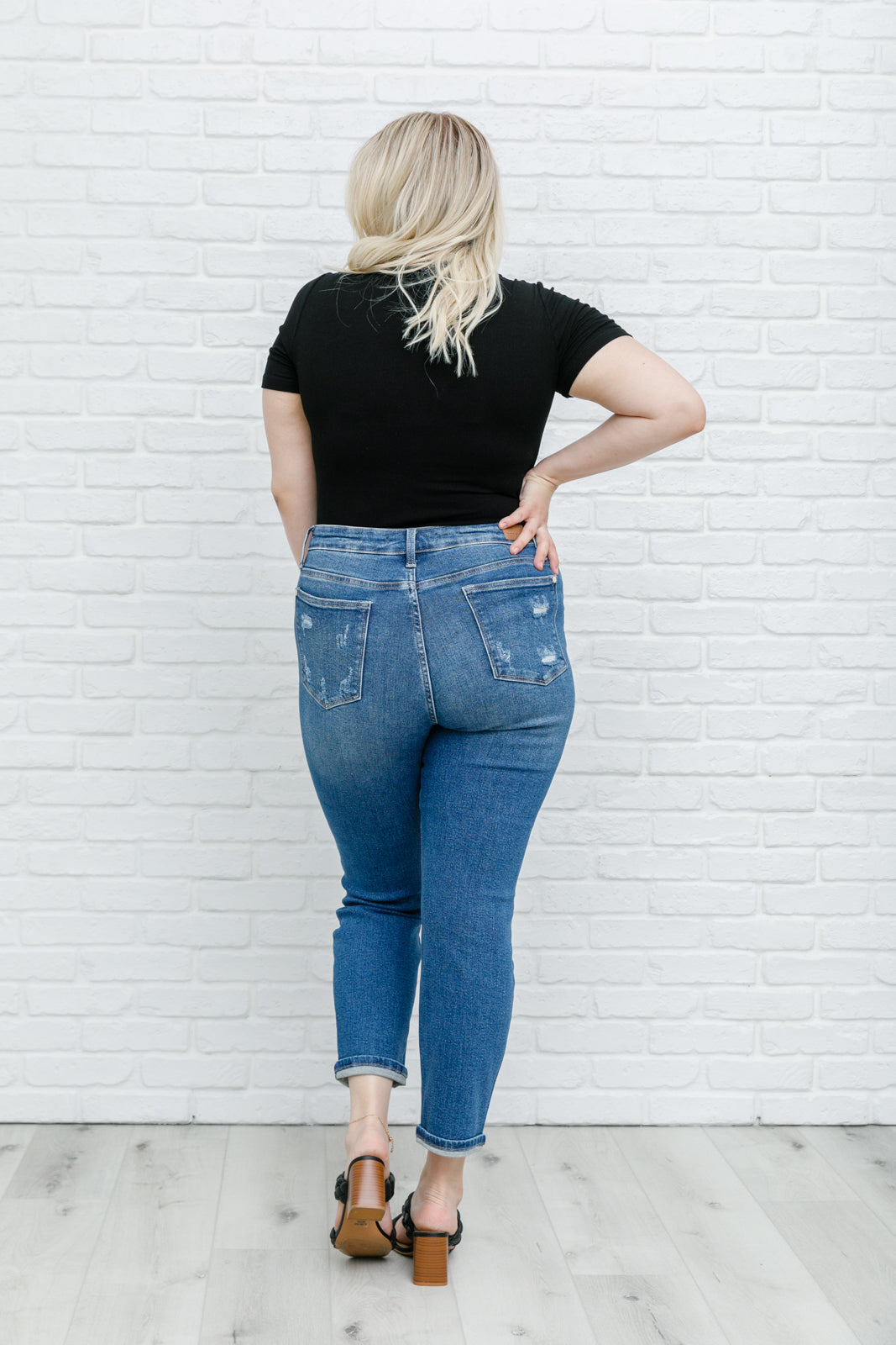 Hi Rise Rainbow Embroidery Cropped Straight Leg Jeans for Women - Trendy High Waisted Denim Pants with Colorful Stitching - Perfect for Casual Outfits, Street Style & Summer Fashion