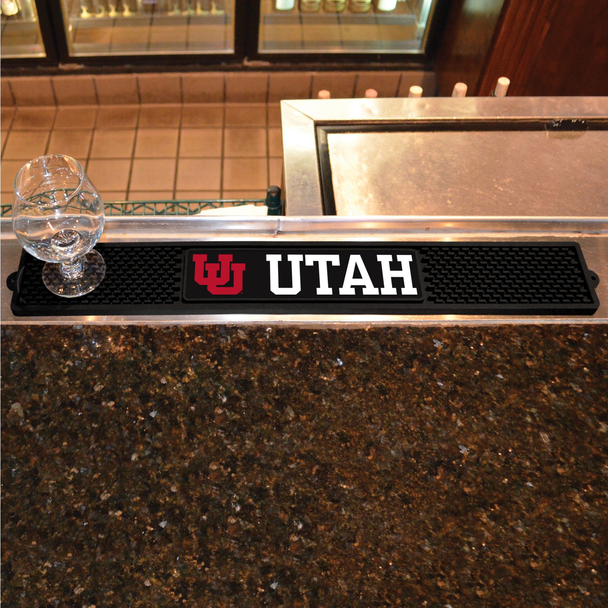 FANMATS NCAA Men's Basketball Team Coasters - Set of 4 Absorbent Drink Mats for Beer, Soda & Coffee - Perfect for Game Day Parties, Sports Bars & Home Decor
