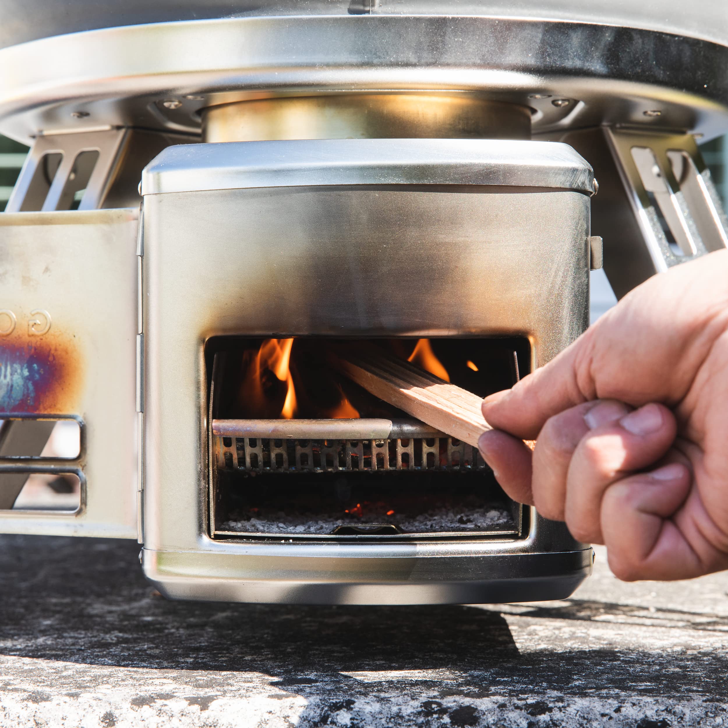 Gozney Roccbox Wood Burner 2.0 - Portable Wood-Fired Pizza Oven Attachment for Roccbox - Perfect for Outdoor Cooking, Backyard Parties & Camping