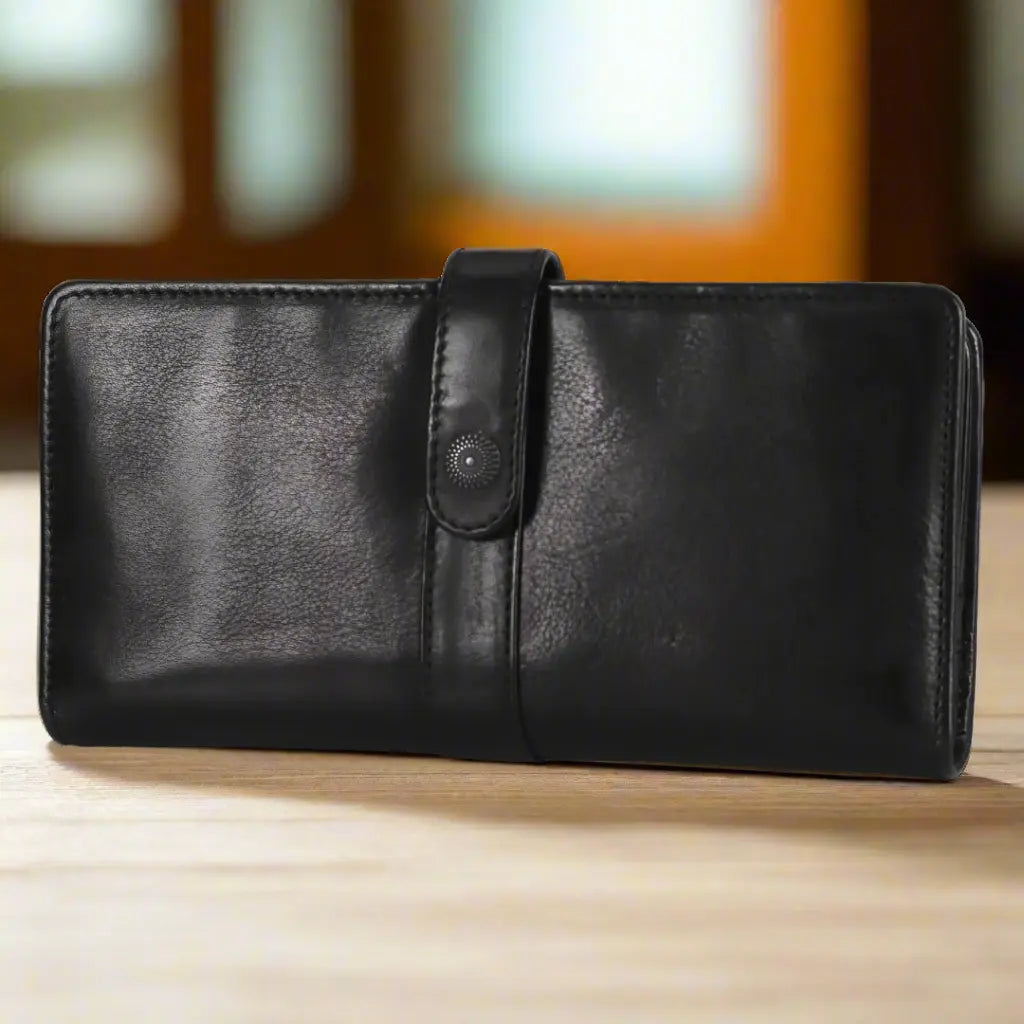 MET Women's Snap Tab Leather Wallet - Slim RFID Blocking Bifold Wallet with Zipper Pocket - Perfect for Everyday Use, Travel, and Gift Giving