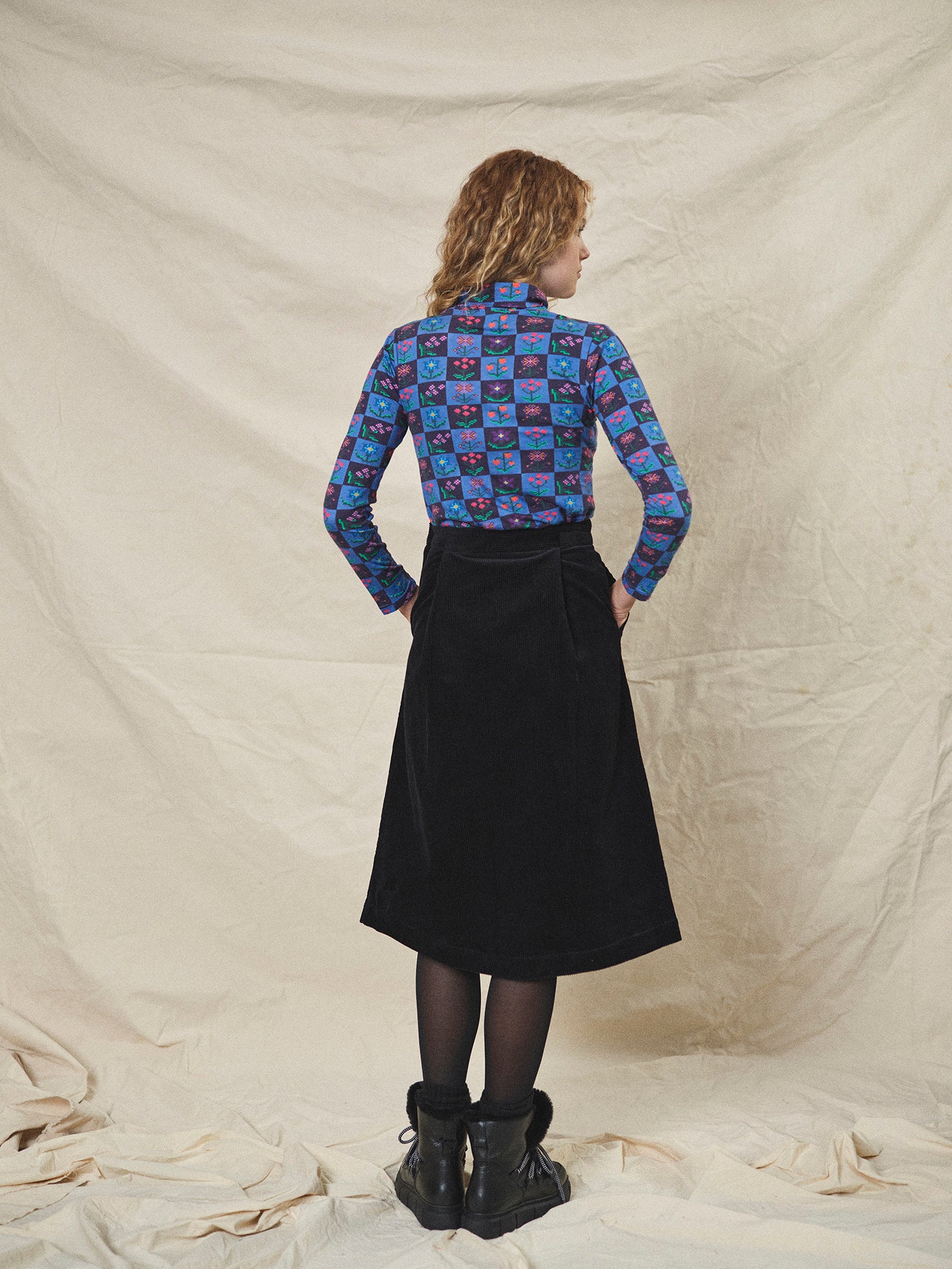 Lowie Black Corduroy Skirt for Women - High Waist A-Line Mini Skirt with Pockets | Perfect for Casual Outfits, Fall Fashion & Date Nights