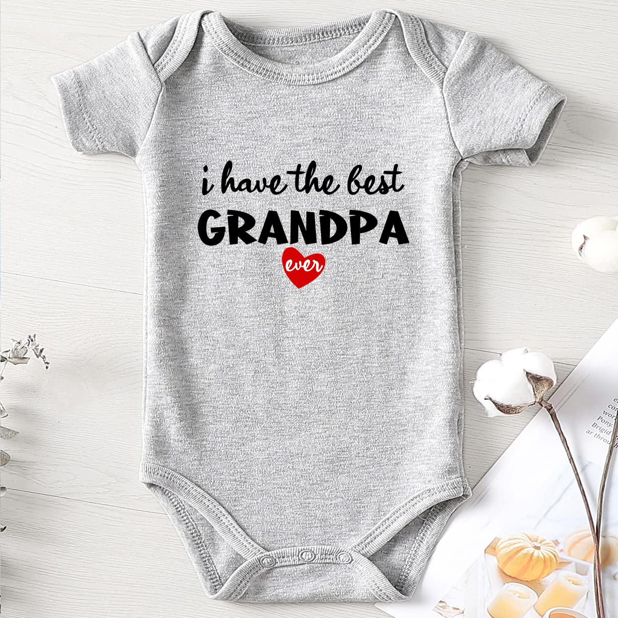 Funny Newborn Baby Bodysuits for Boys & Girls - Cute Grandma Baby Announcement Outfit - Perfect for Photo Shoots, Birth Announcements & Family Gatherings