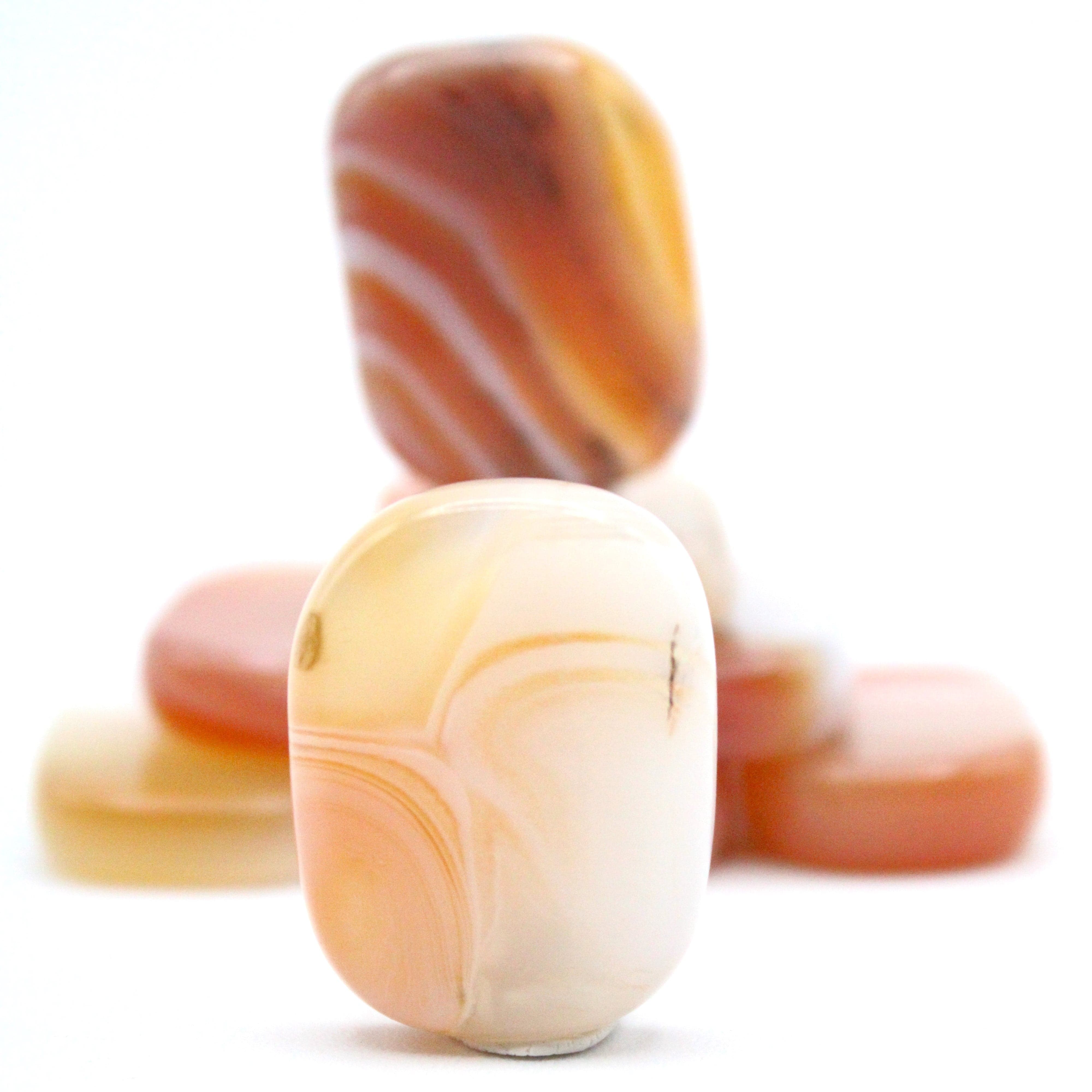 Natural Carnelian Thumb Stones for Stress Relief & Meditation - Healing Pocket Worry Stones for Anxiety Relief, Mindfulness & Energy Balancing - Perfect for Yoga, Reiki & Spiritual Practices