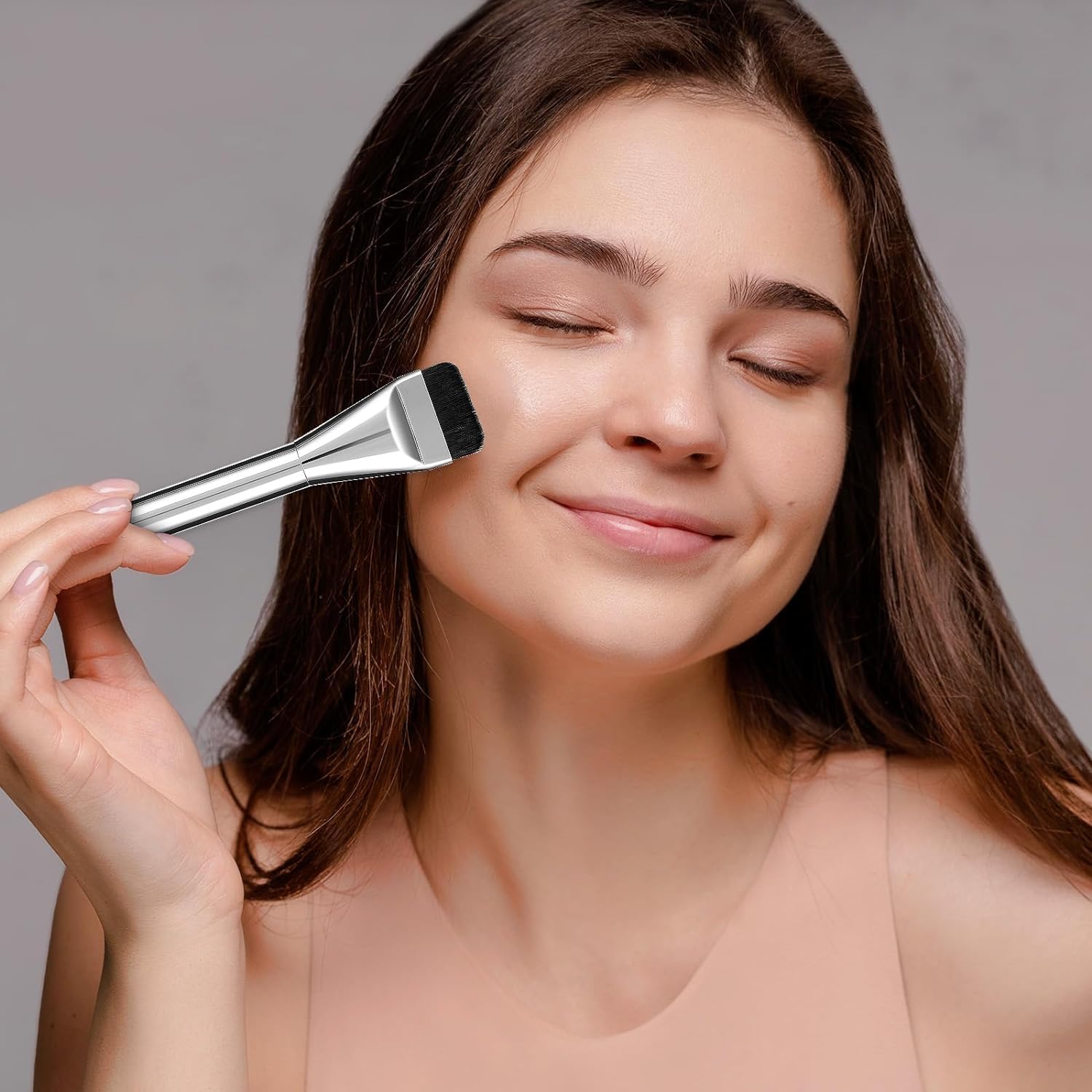 BH STUDIO PRO Flat Head Foundation Brush - Professional Liquid & Cream Foundation Concealer Makeup Brush for Flawless Application (1-Piece) | Perfect for Everyday Makeup & Professional Makeup Artists