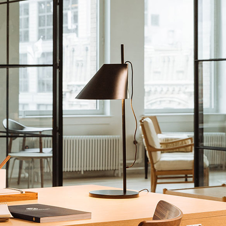 Yuh Table Lamp - Modern LED Desk Lamp with Adjustable Brightness & Color Temperature for Home Office, Bedroom, and Study Room - Perfect for Reading, Working, and Relaxing