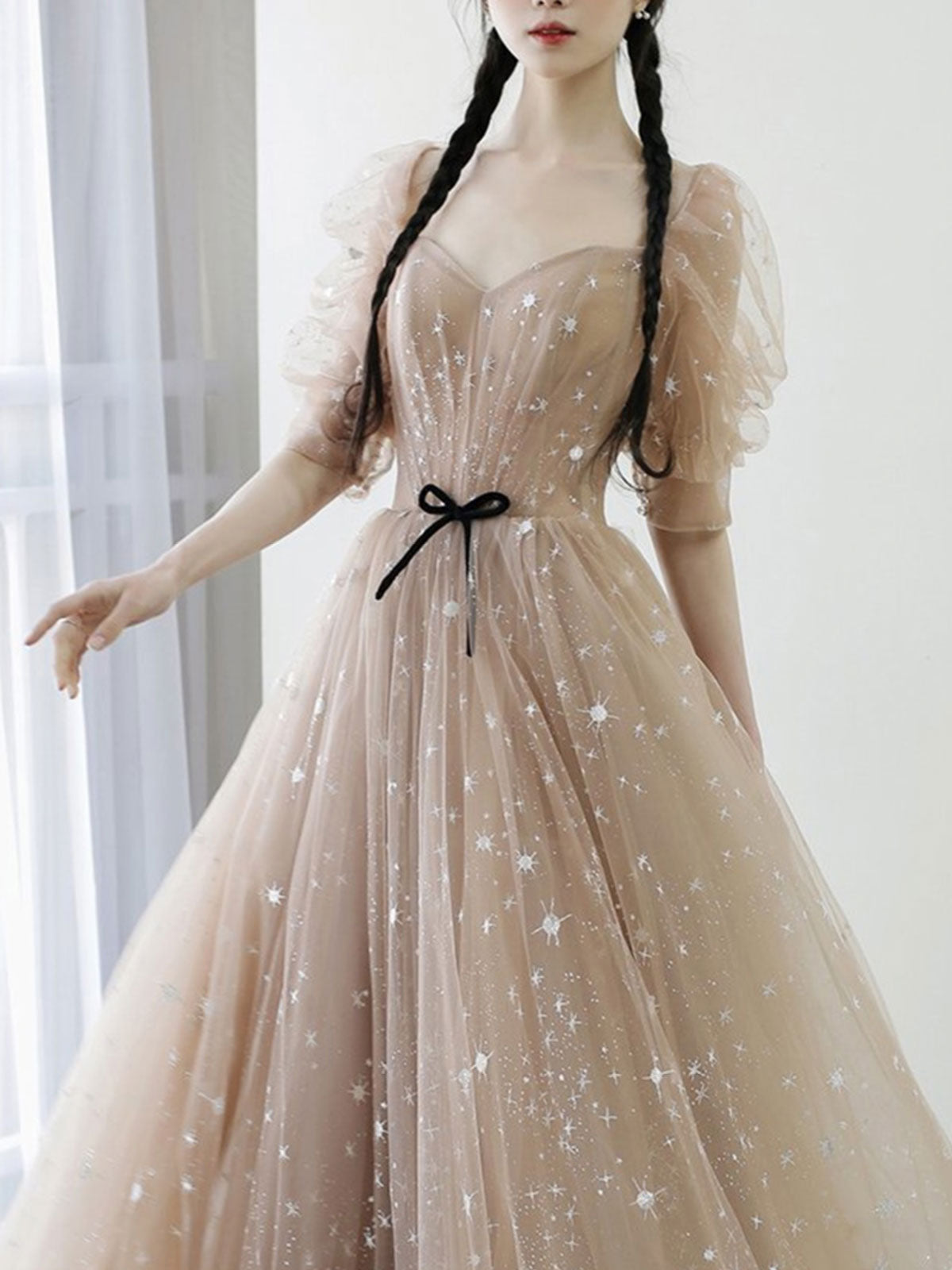 Elegant Champagne A-Line Tulle Long Prom Dress for Formal Evening, Graduation & Special Occasions - Perfect for Dances, Parties & Celebrations