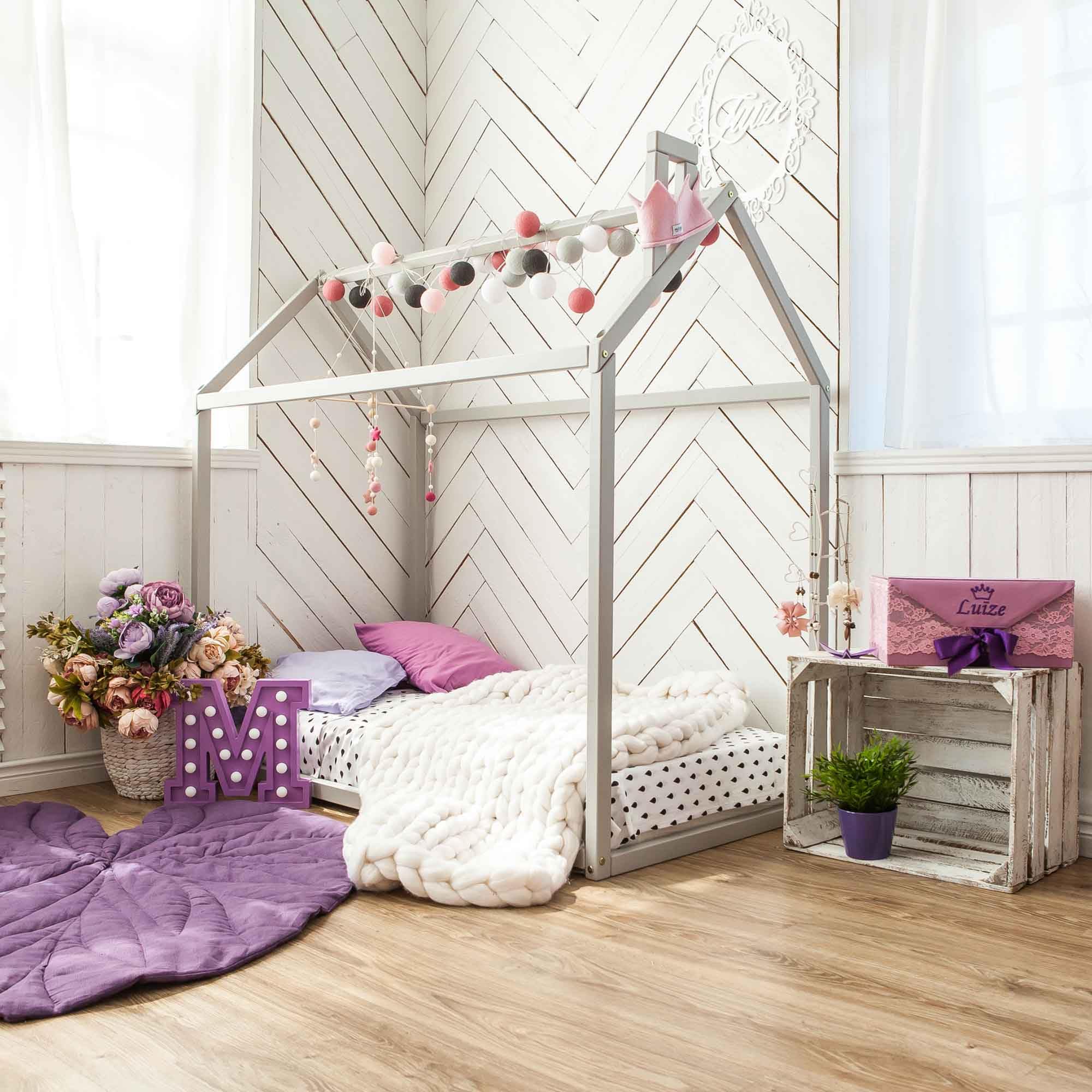 Montessori Twin Size House Bed Frame - Natural Wood Floor Bed for Toddlers & Kids - Safe Nursery Bed with Low Height for Easy Access - Perfect for Montessori Rooms, Daycare, and Cozy Bedrooms