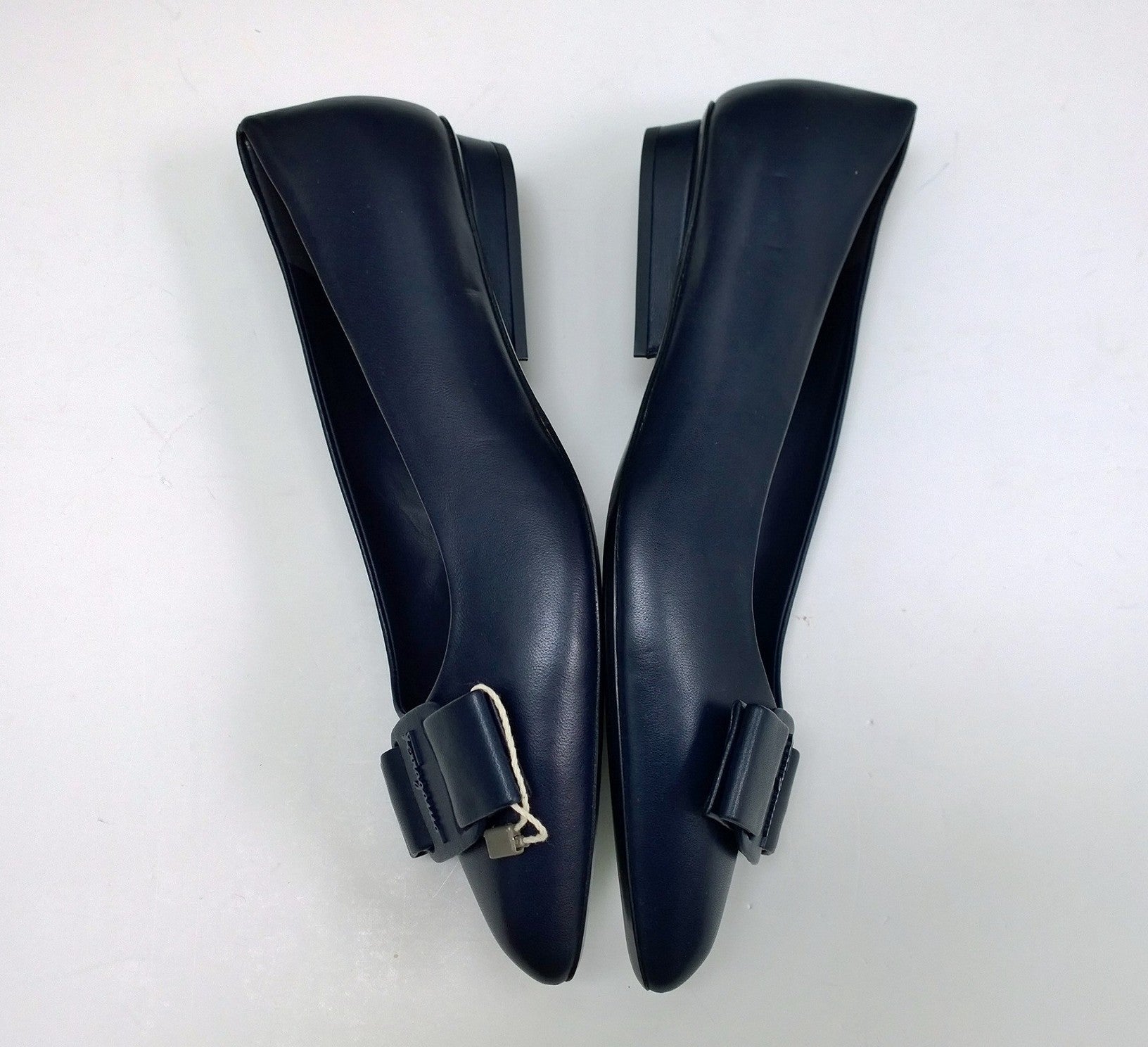 Ferragamo Viva Flats Women's Navy Blue Nappa Leather Ballet Shoes - Comfortable & Stylish for Work, Travel & Everyday Wear
