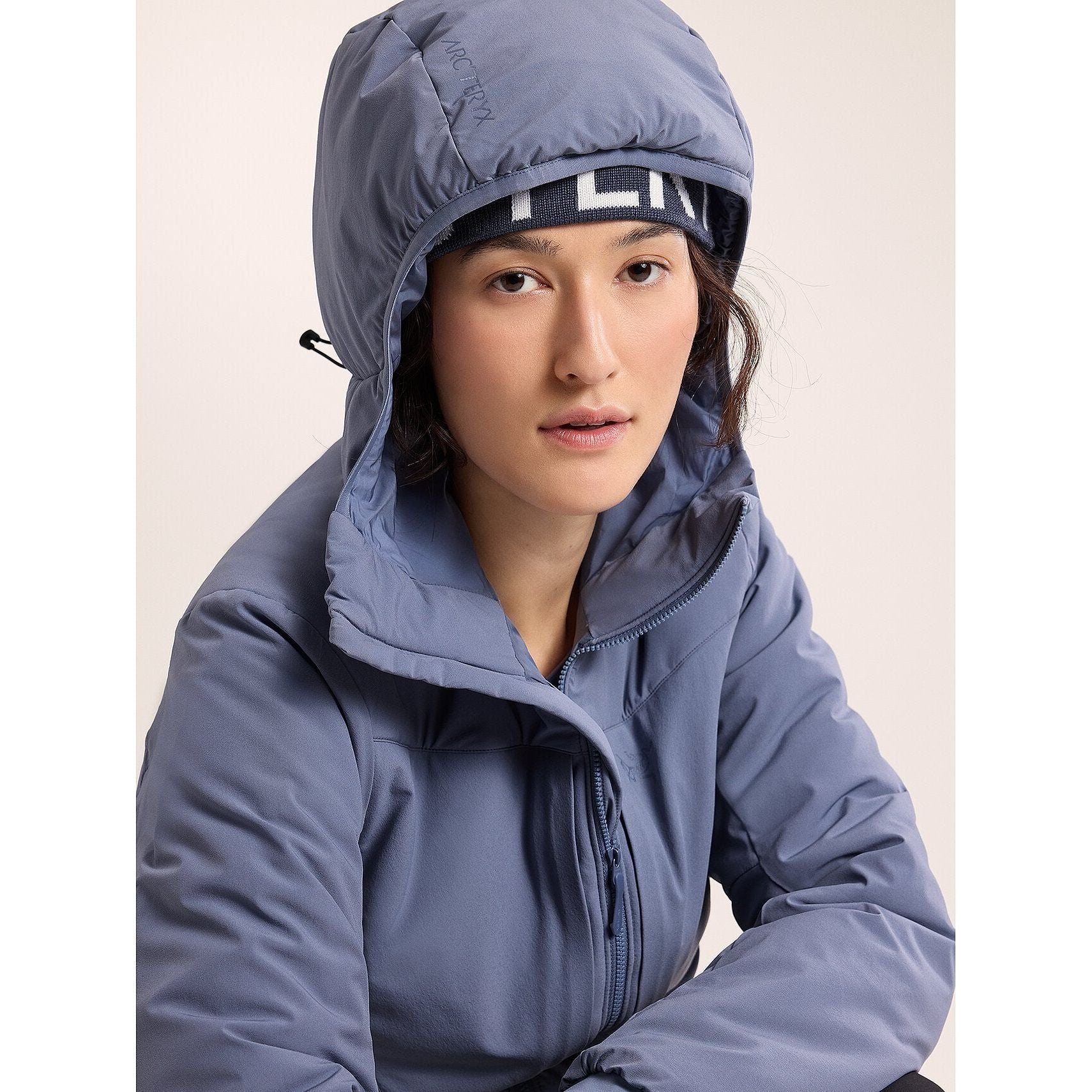 Arc'teryx Word Head Toque - Warm Winter Beanie for Men & Women - Perfect for Skiing, Hiking & Outdoor Adventures