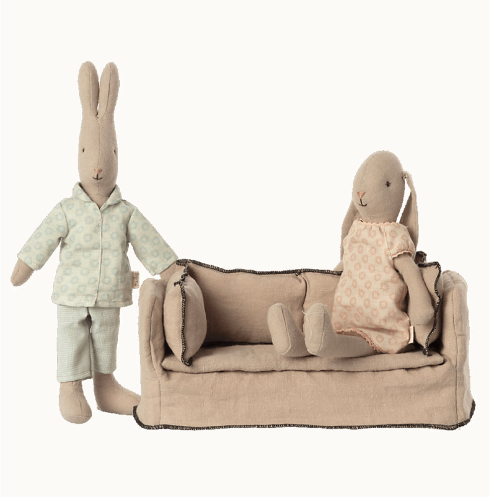 Maileg Miniature Couch - Tiny Dollhouse Sofa for 1:12 Scale Dolls - Perfect for Dollhouse Decor & Kids Pretend Play