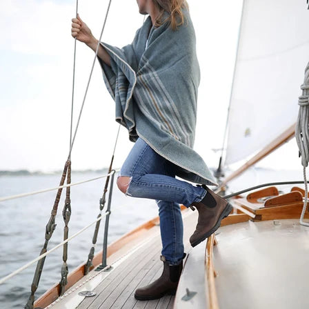 Blundstone Super 550 Series 1609 Chelsea Boots - Premium Leather Waterproof Work & Casual Boots for Men & Women | Perfect for Outdoor, Hiking, and Everyday Wear