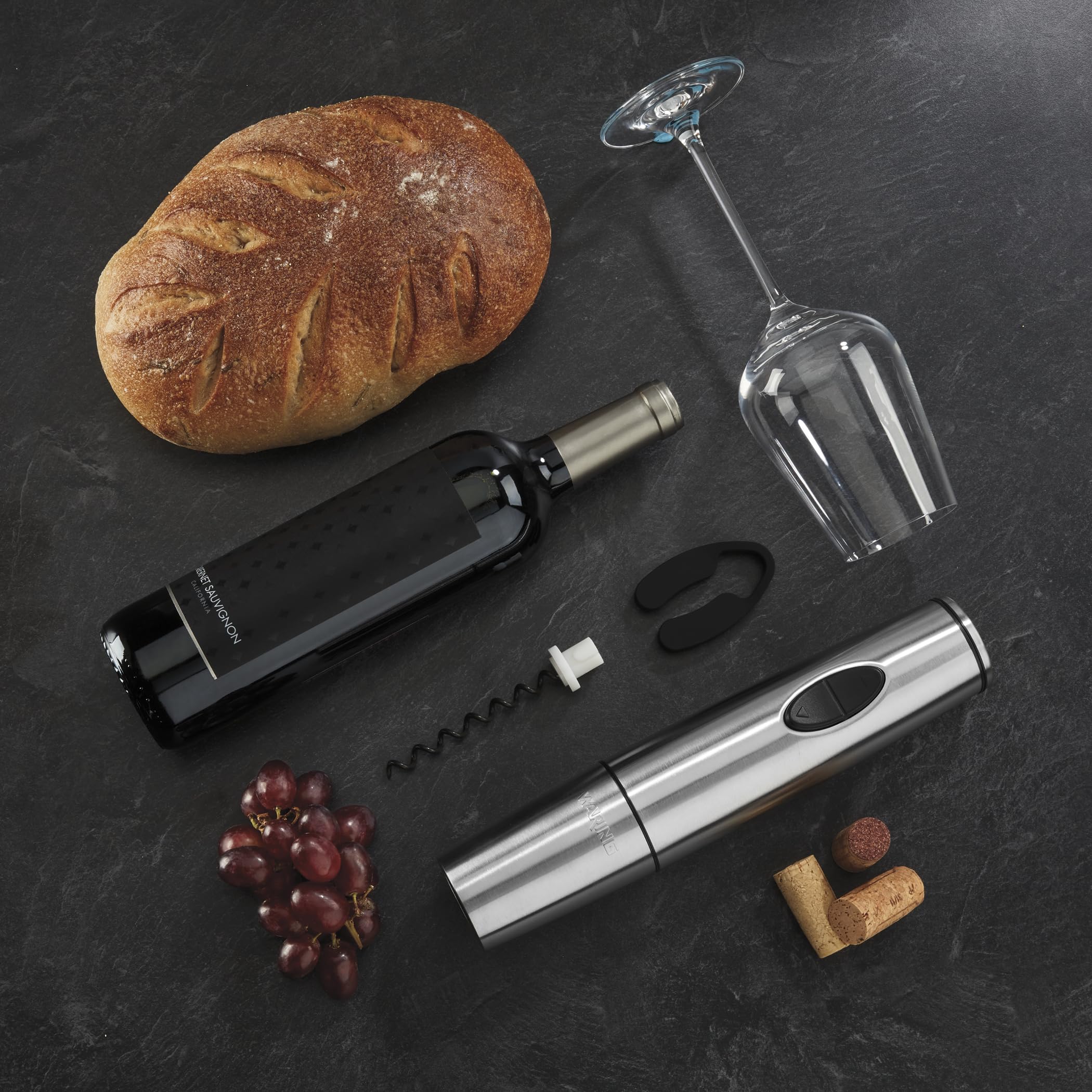 Waring Commercial WWO120 Portable Electric Wine Bottle Opener with Recharging Station - Silver | Cordless Automatic Corkscrew for Red & White Wines | Perfect for Restaurants, Bars, Parties & Home Use