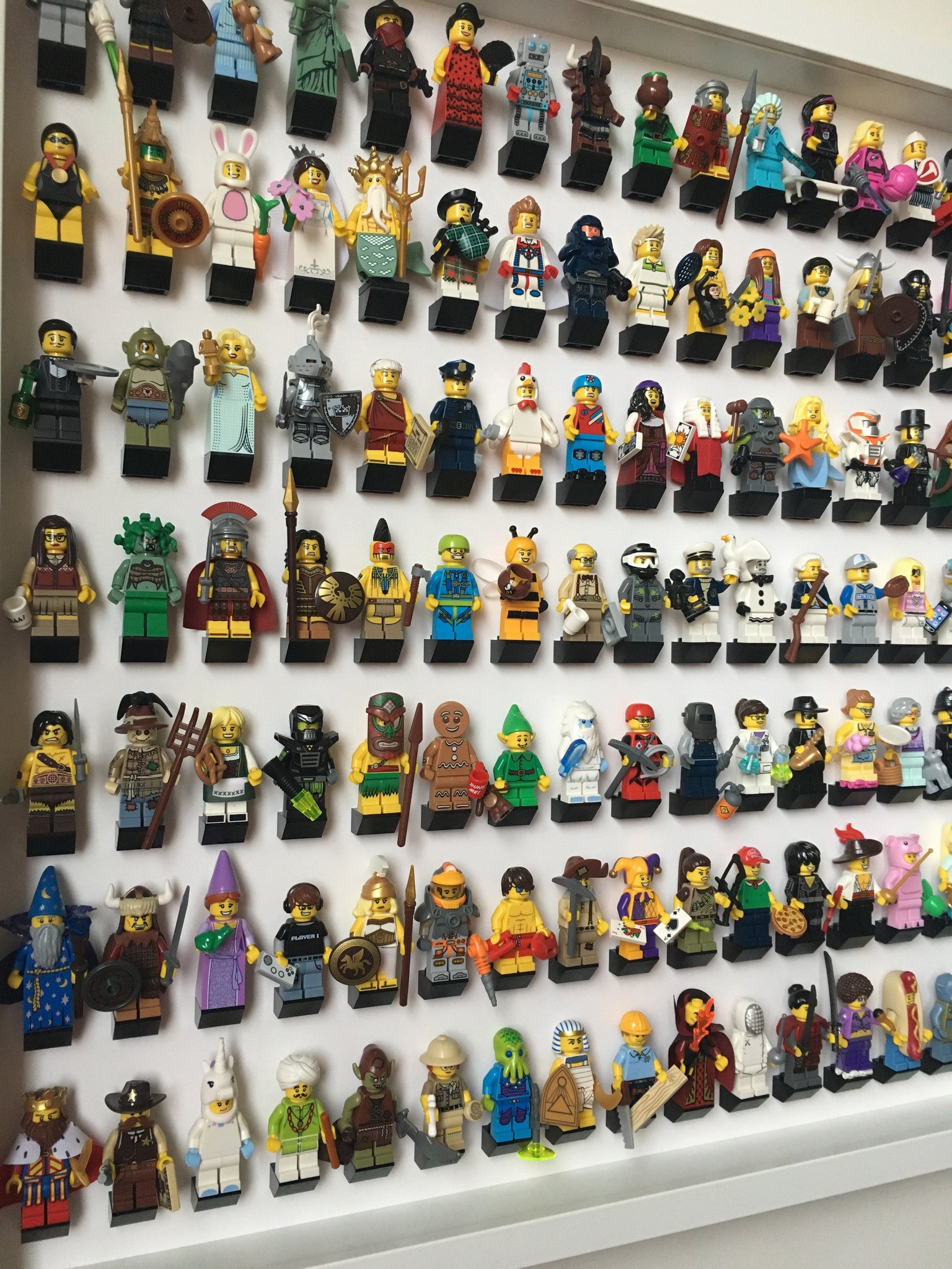 Collector Edition Large Display Frame for 112 Lego® Minifigures - Perfect for Showcasing & Organizing Your Lego Collection at Home or Office
