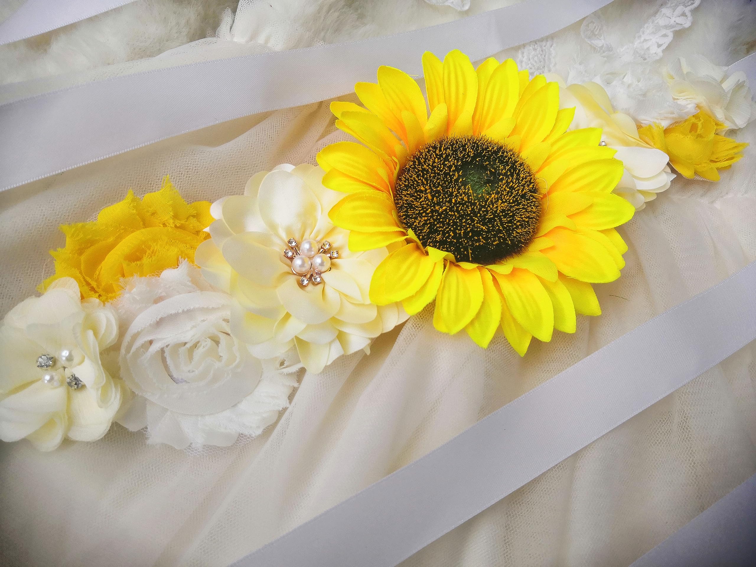 Sunflower Baby Shower Sash for Gender Reveal - Floral Maternity Belly Band for Pregnancy Announcement - Perfect for Baby Showers, Gender Reveal Parties & Maternity Photos