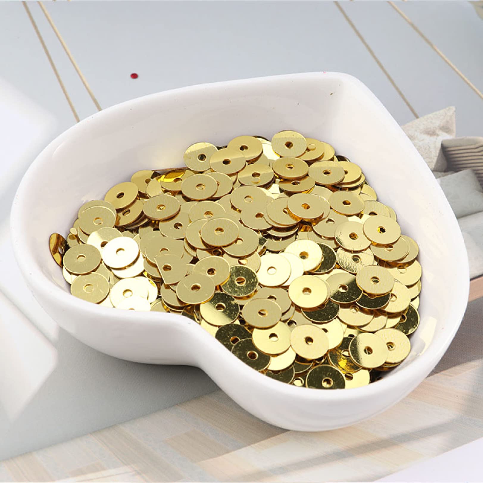 50g Flat Round Loose Sequins Paillettes for Sewing Craft DIY - Iridescent Spangles for Garment Accessories, Costume Design, Party Decorations