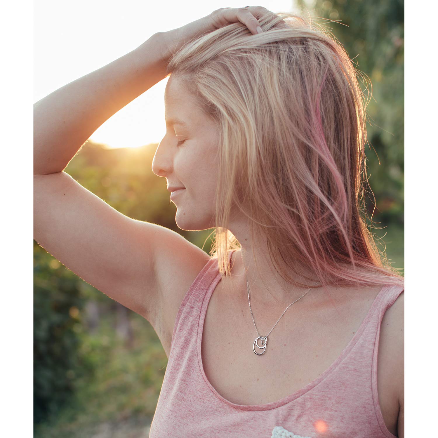 CHICLOVE Sterling Silver 3 Circles Intergenerational Necklace - Grandmother Mother Daughter Jewelry - Family Keepsake Gift for Women - Perfect for Mother's Day, Birthday & Anniversary Celebrations