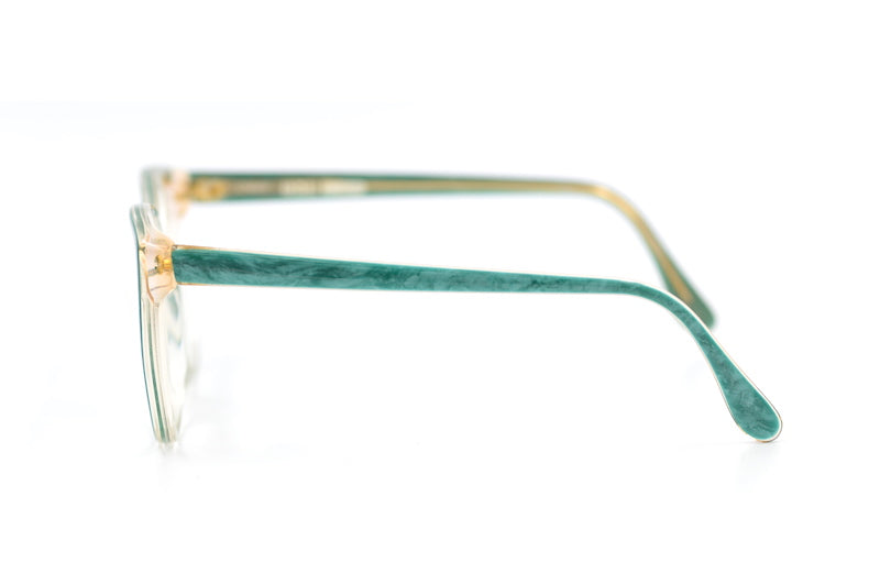 L'AMY Gigi Green Women's Fashion Sunglasses - UV Protection, Lightweight & Stylish for Outdoor Activities, Beach, Driving & Travel