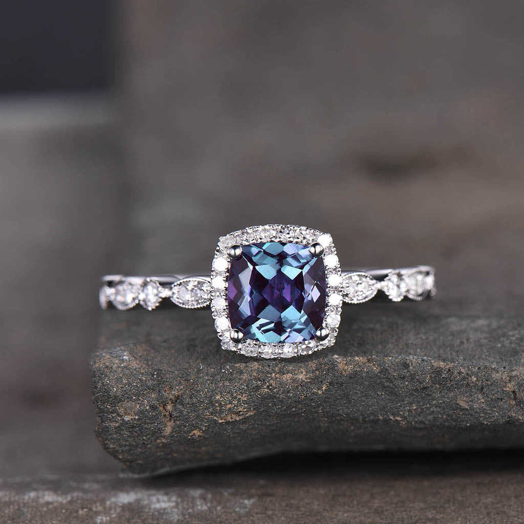 Stunning Alexandrite Engagement Ring in White Gold with Marquise Diamond Band - Perfect for Proposals, Anniversaries & Special Occasions