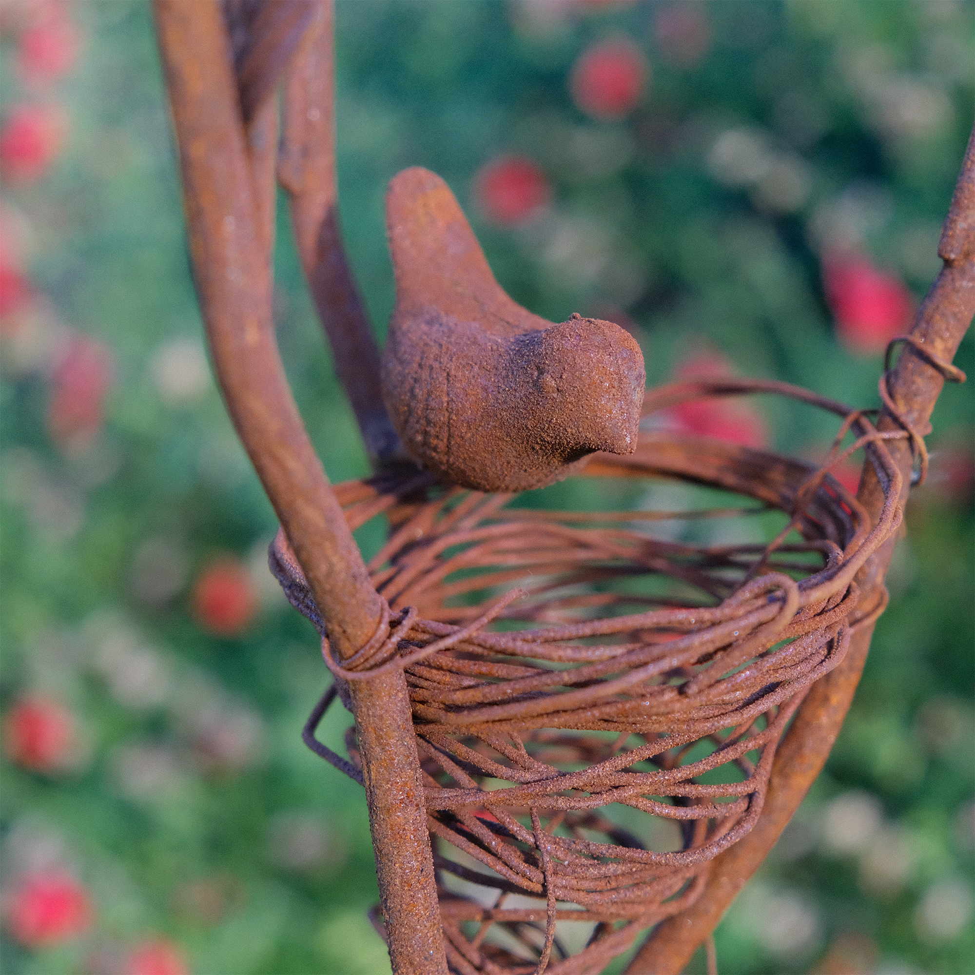 Natural Bird Nesting Stake W3382SM - Attract Wild Birds to Your Garden for Safe Nesting | Perfect for Backyard Birdwatching & Wildlife Habitat Enhancement