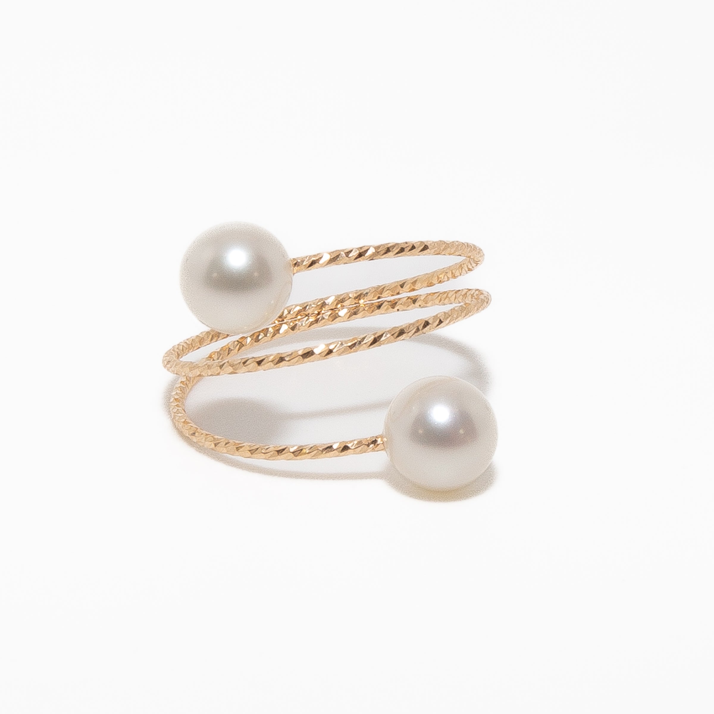 Golden Coil Harmony Ring - Elegant Stackable Jewelry for Women, Dainty Minimalist Spiral Ring - Perfect for Everyday Wear, Gifts & Special Occasions