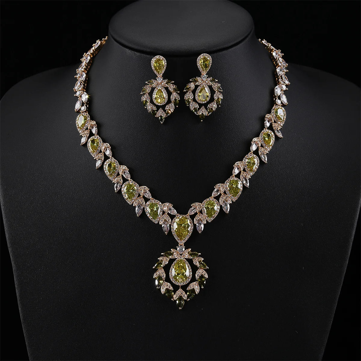 Luxury Bridal Jewelry Set - Stunning Waterdrop Cubic Zirconia Wedding Necklace & Earrings Set for Women - Perfect for Bridal Party, Engagement & Formal Occasions