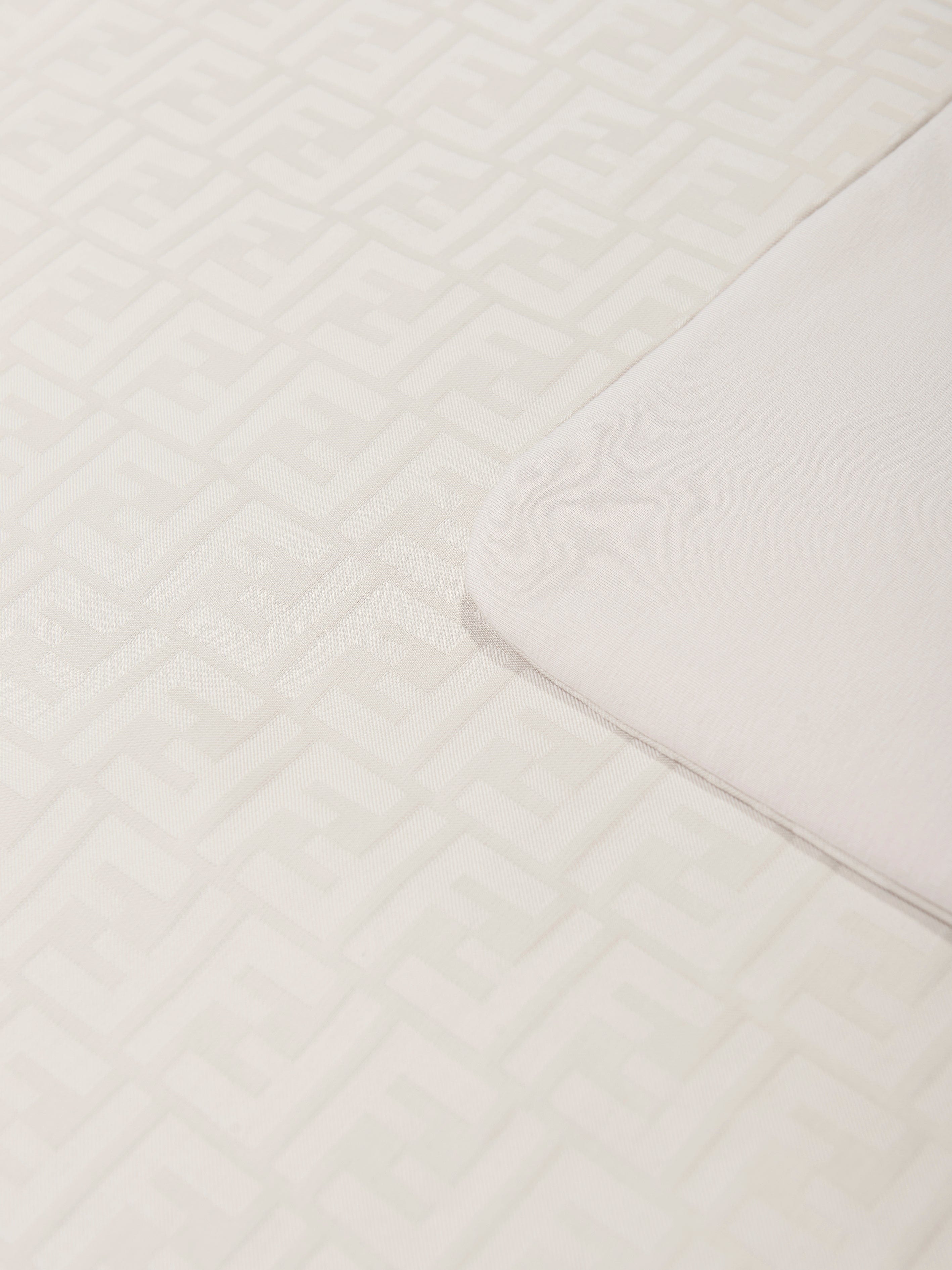 Soft Beige Baby Logo Blanket - 80cm x 80cm Cozy Fleece Throw for Newborns, Infants & Toddlers - Perfect for Nursery, Stroller, Car Seat & Cuddle Time