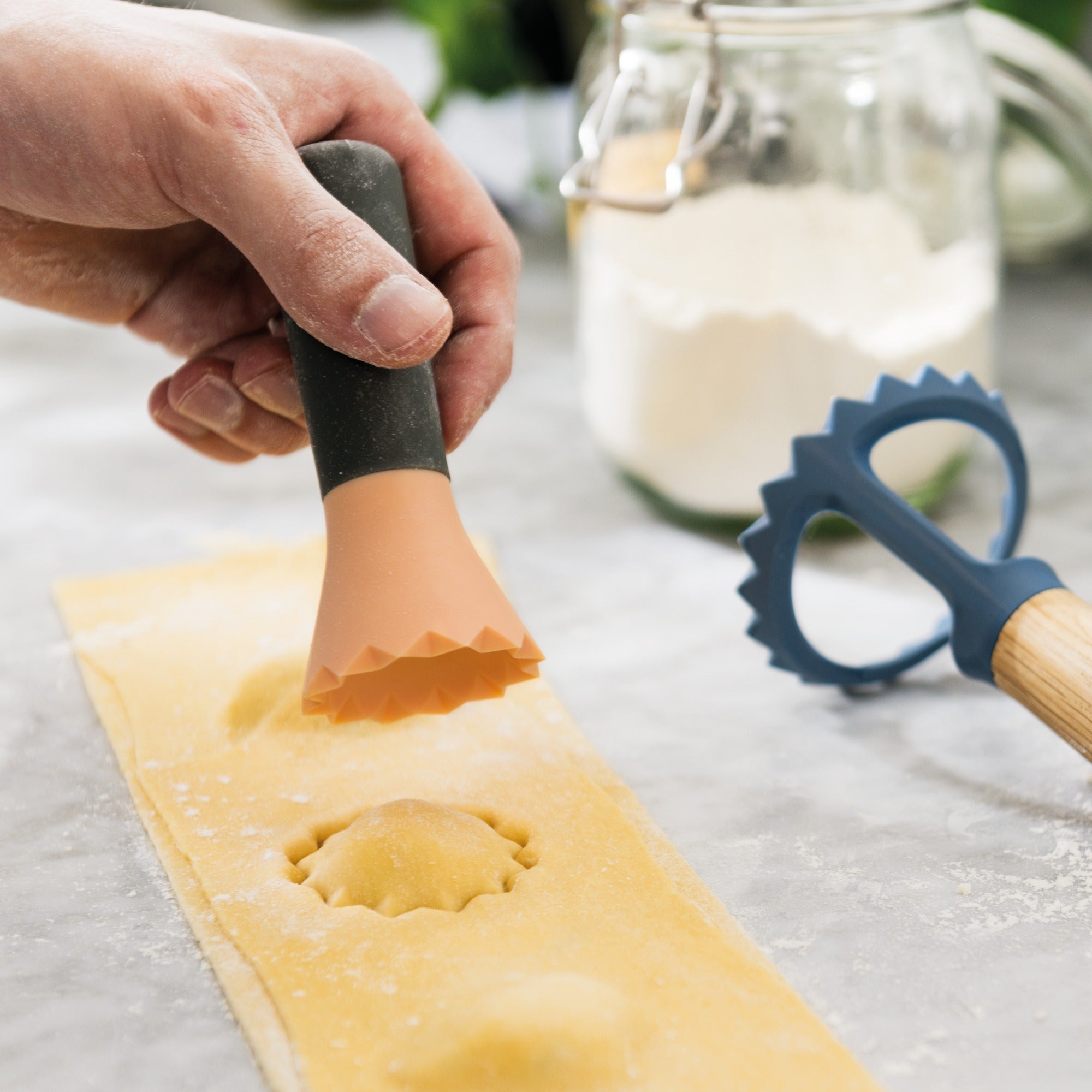 BergHOFF Leo 3-Piece Ravioli Stamp Set - Durable Stainless Steel Pasta Cutter for Homemade Ravioli, Dumplings & Pierogi - Perfect for Italian Cooking, Family Meals & Holiday Food Prep