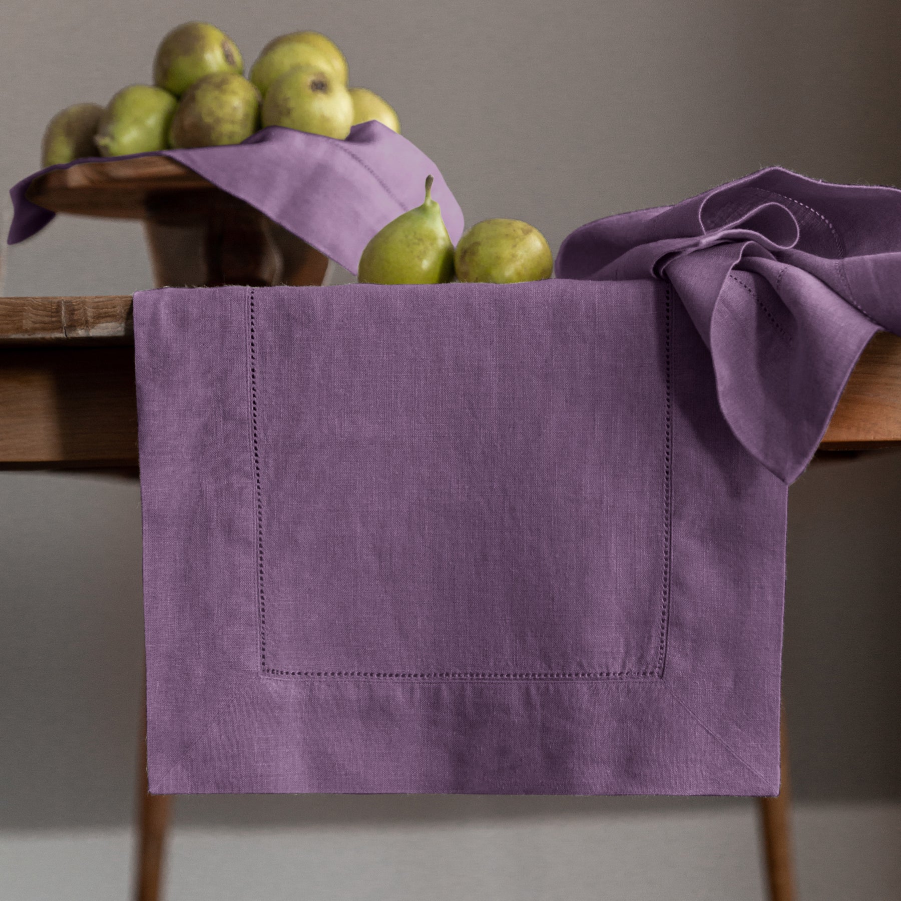 Premium Heavyweight Hemstitch Table Runner - Elegant Dining Decor for Weddings, Holidays & Formal Events - 100% Cotton Linen Tablecloth Accessory