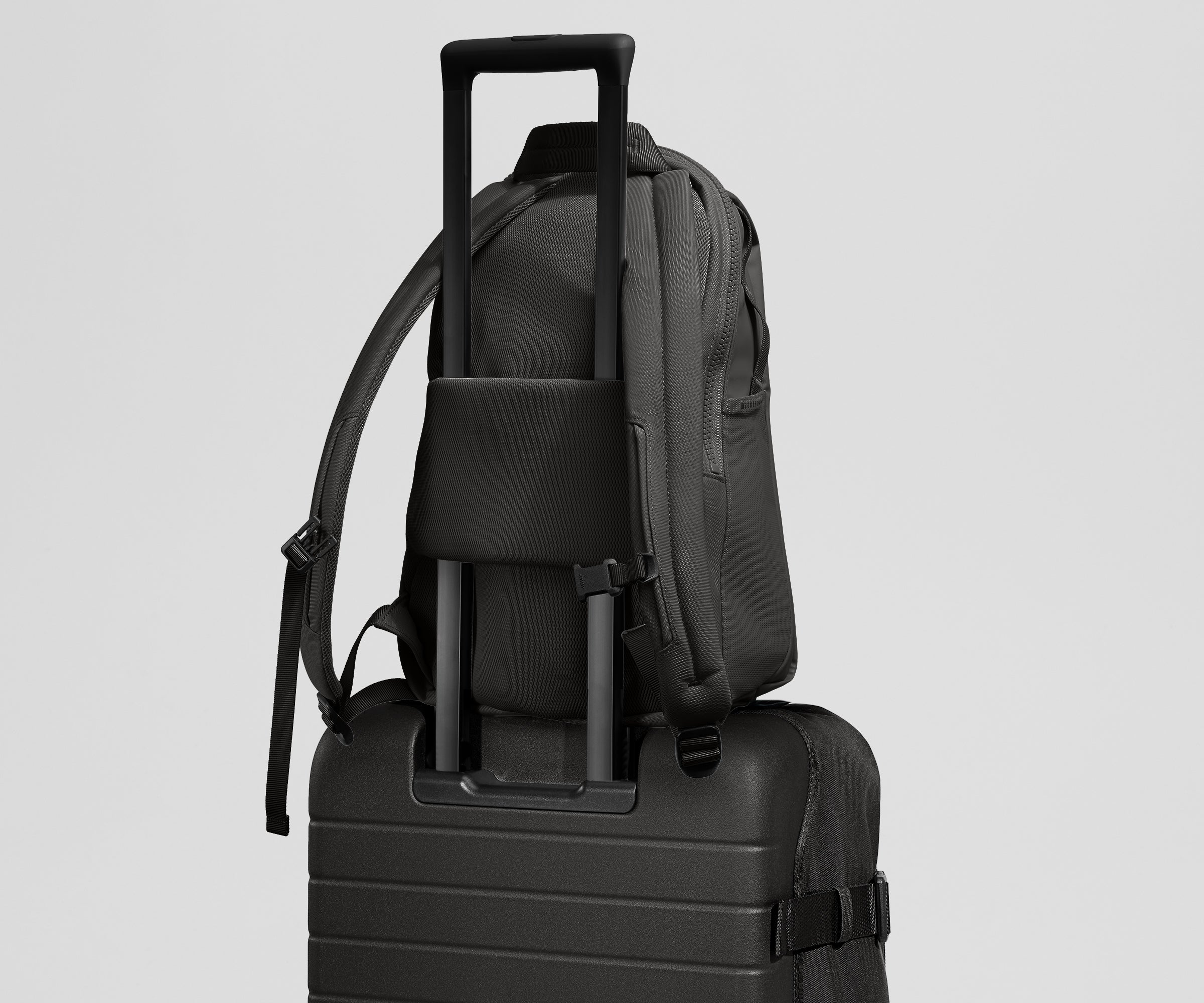 Jet Black Active Daypack 20L - Lightweight Hiking Backpack for Men & Women - Perfect for Outdoor Adventures, Travel, and Daily Commute