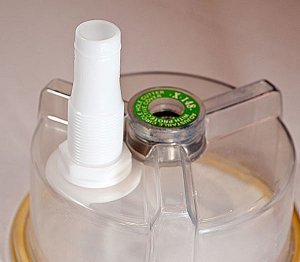 Shield Vacuum Adapter - Universal HEPA Vacuum Dust Control Adapter for HOLE PRO Shields | Perfect for Construction, Renovation, and DIY Projects with Complete Dust Containment