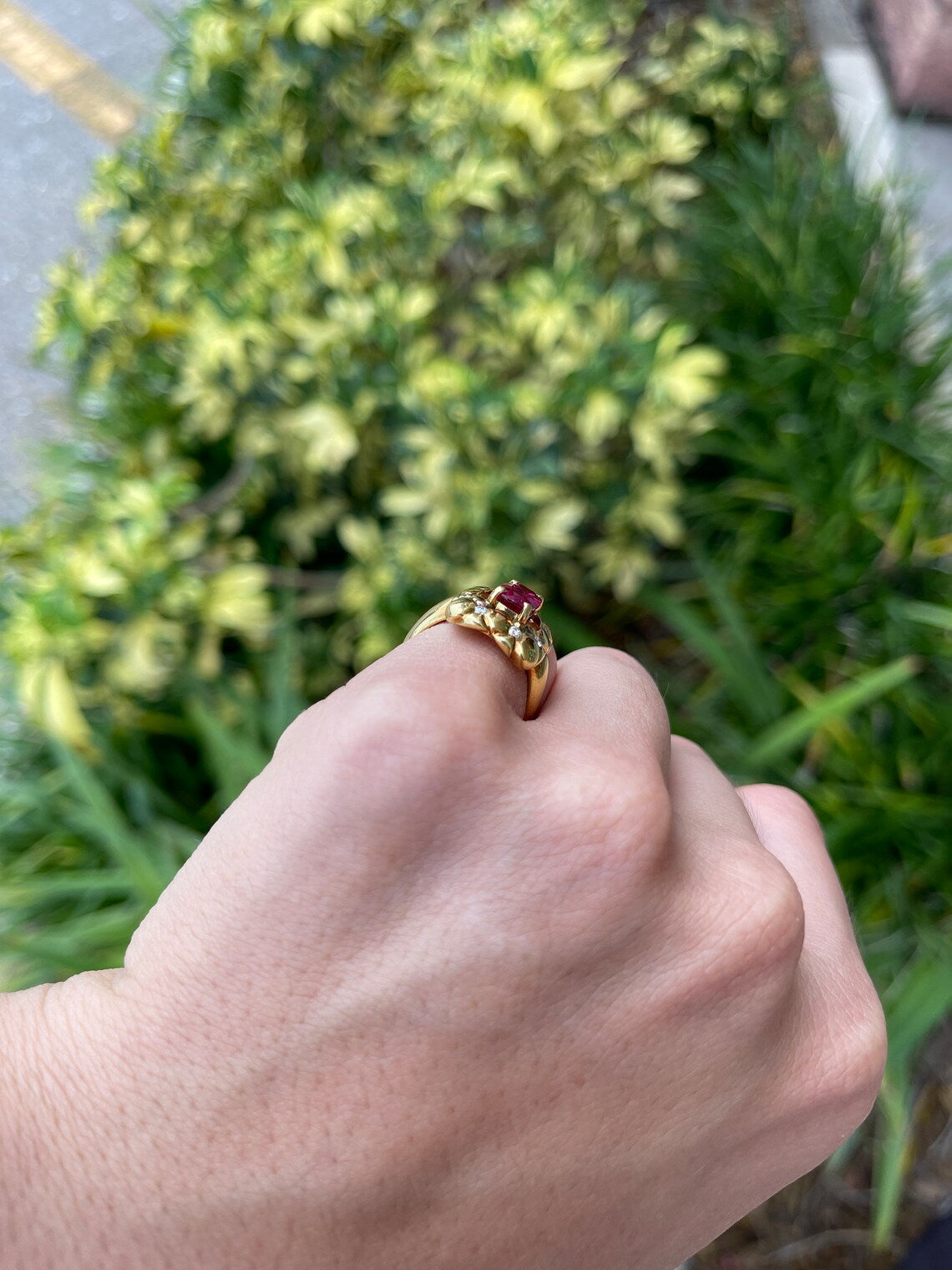 3.60tcw Natural Rubellite & Diamond Cocktail Ring in 18K Gold - Elegant Statement Jewelry for Evening Parties, Weddings & Special Occasions