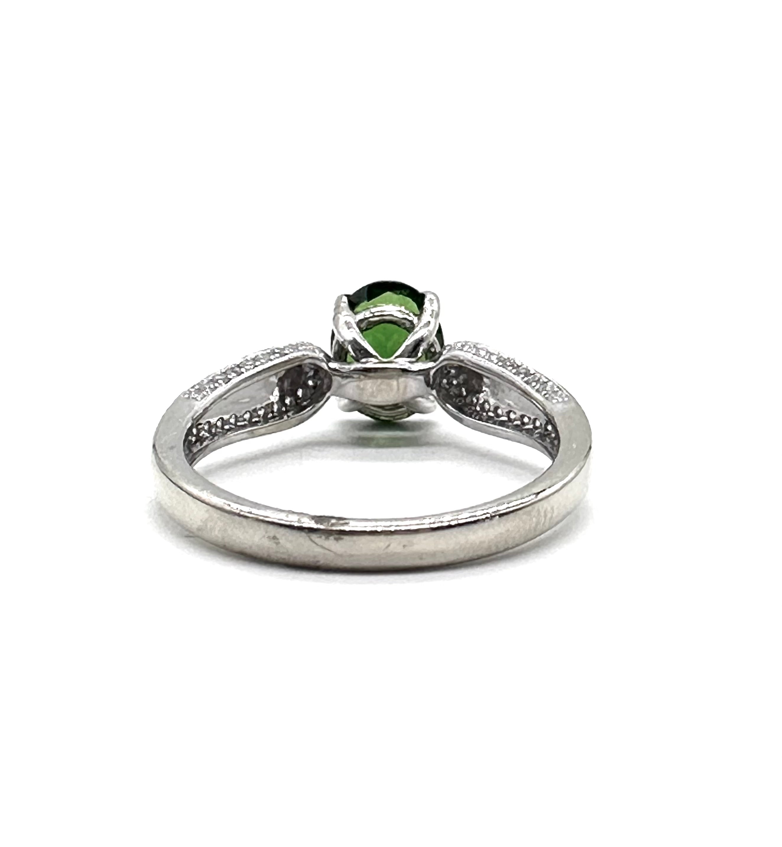 Exquisite Green Tourmaline and Diamond Ring for Women – Elegant Jewelry Gift for Engagement, Wedding & Special Occasions