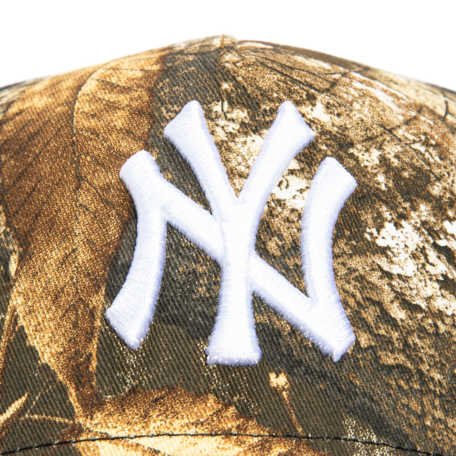 New Era 9Forty A-Frame New York Yankees Snapback Trucker Hat - Realtree Camo & Black - Adjustable Baseball Cap for Men & Women - Perfect for Sports, Outdoor & Casual Wear