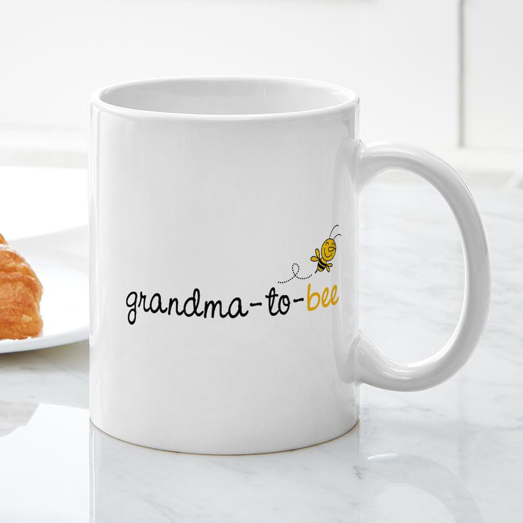 Grandma To Bee Ceramic Coffee Mug 11 oz (325 ml) - Perfect Gift for Expecting Grandmas, Mother's Day & Tea Time | Cute Pregnancy Announcement Cup