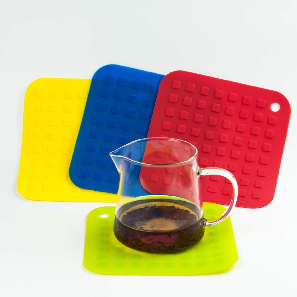 Anyi Silicone Trivet Pot Mats - Set of 4 Heat Resistant Non-Slip Countertop Pads for Hot Pots, Pans & Dishes - Perfect for Kitchen, Dining Table & Outdoor BBQ Use