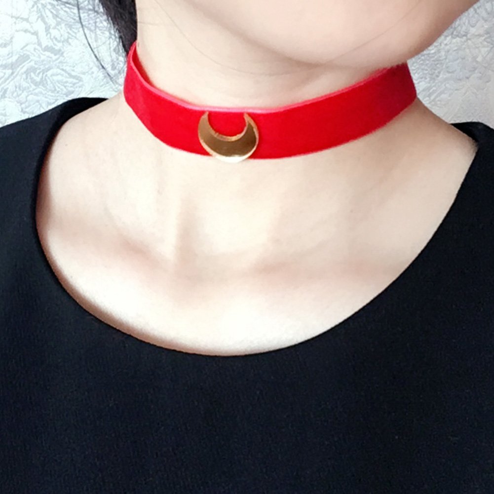 Red Velvet Cosplay Choker with Moon Necklace - Gothic Lolita Anime Costume Accessory for Halloween, Party & Roleplay