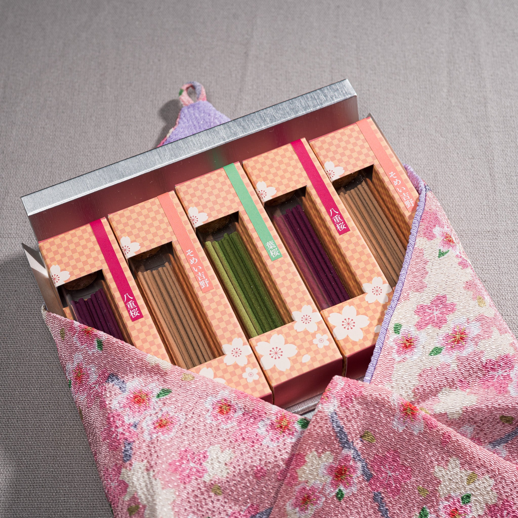 Premium Sakura Incense Gift Set - Japanese Cherry Blossom Scented Sticks for Meditation, Yoga & Home Fragrance - Relaxing Aromatherapy for Spa, Office & Bedroom