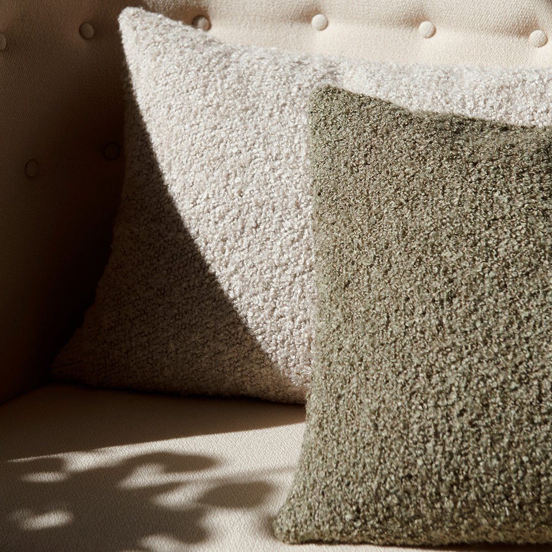 Soft Boucle Throw Pillows - Cozy & Stylish Decorative Cushions for Living Room, Bedroom, or Sofa - Perfect for Home Decor and Relaxation