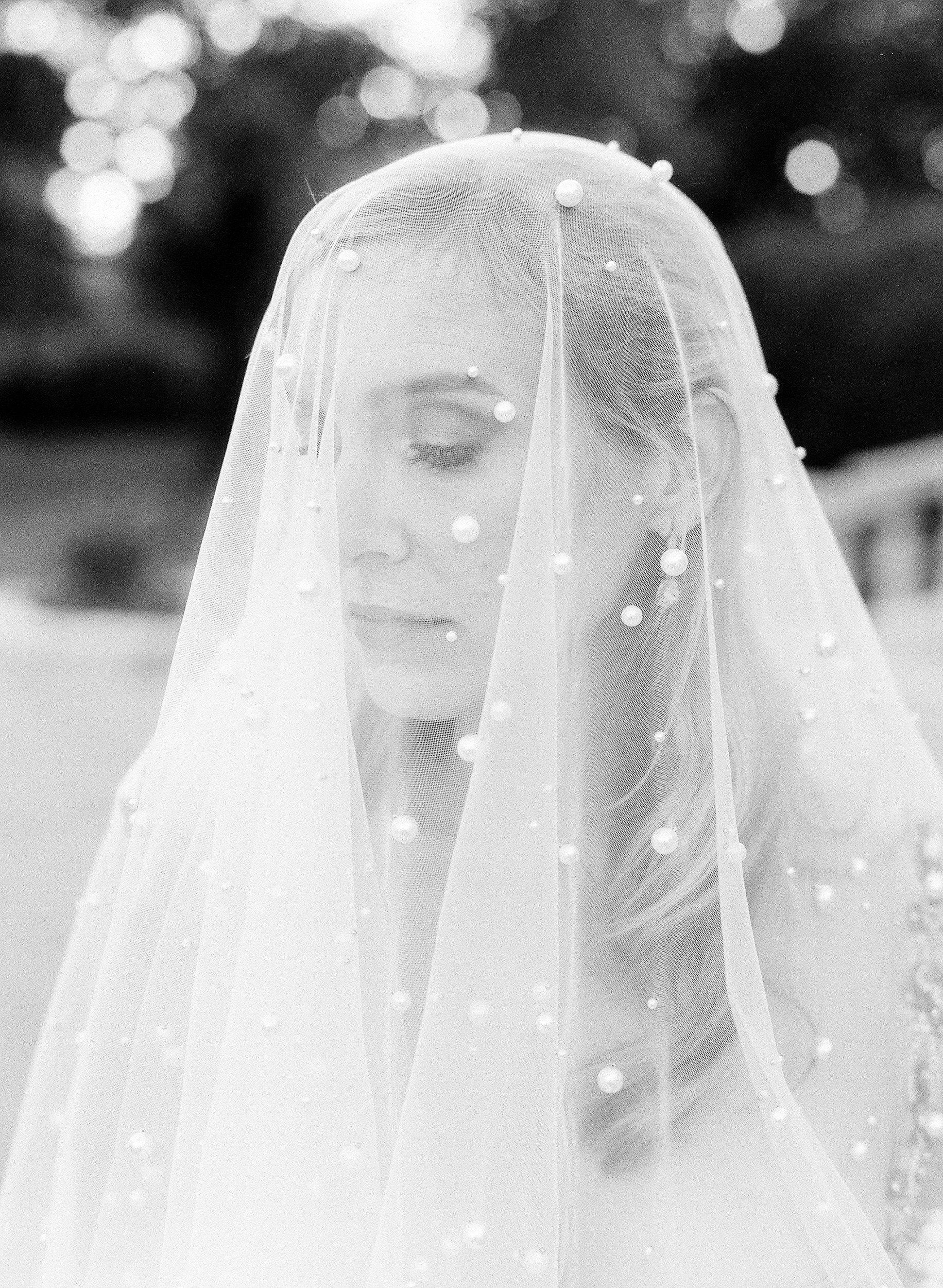 EMMA Pearled 1 Layer Wedding Veil - Elegant Bridal Accessory for Church Ceremony & Romantic Photography