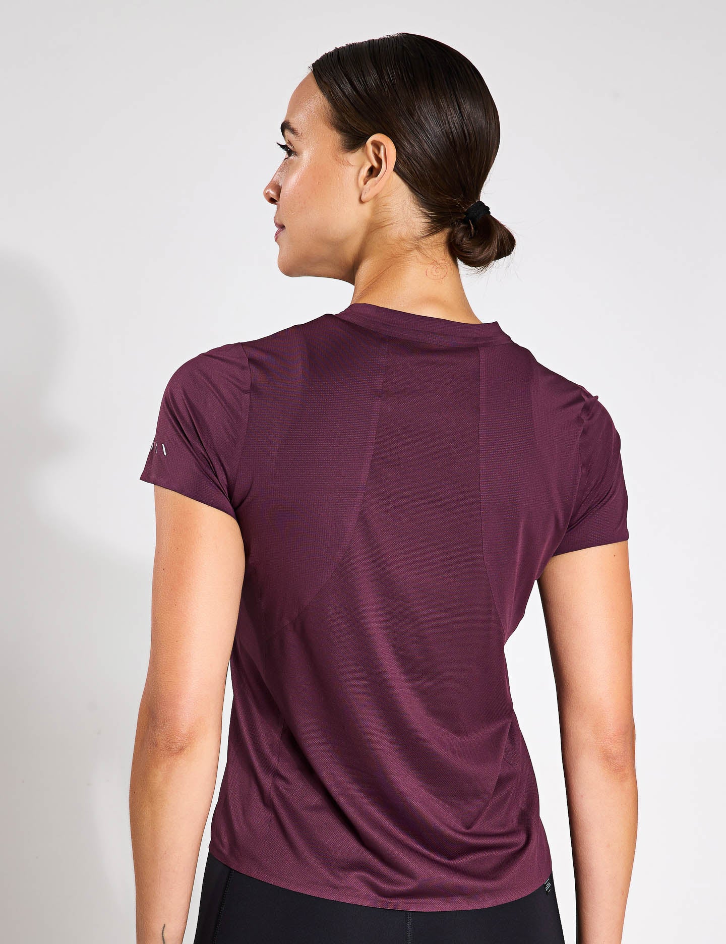 Atazar Beet Plant Print T-Shirt - Soft Cotton Tee for Men & Women - Perfect for Casual Wear, Gardening, and Outdoor Activities