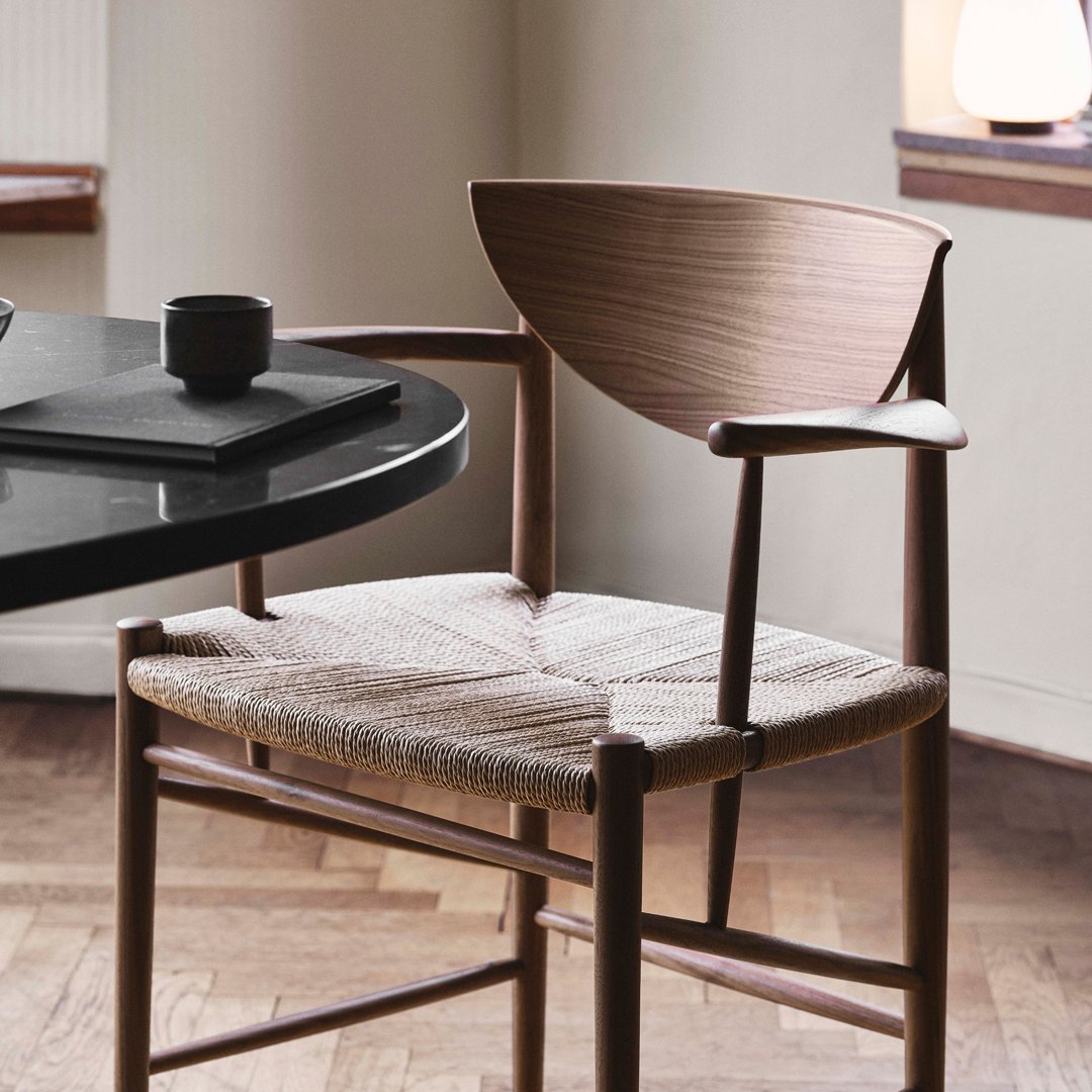 Modern HM4 Dining Armchair - Upholstered Fabric Seat, Sturdy Metal Legs - Perfect for Kitchen, Dining Room, or Breakfast Nook - Comfortable & Stylish Home Furniture