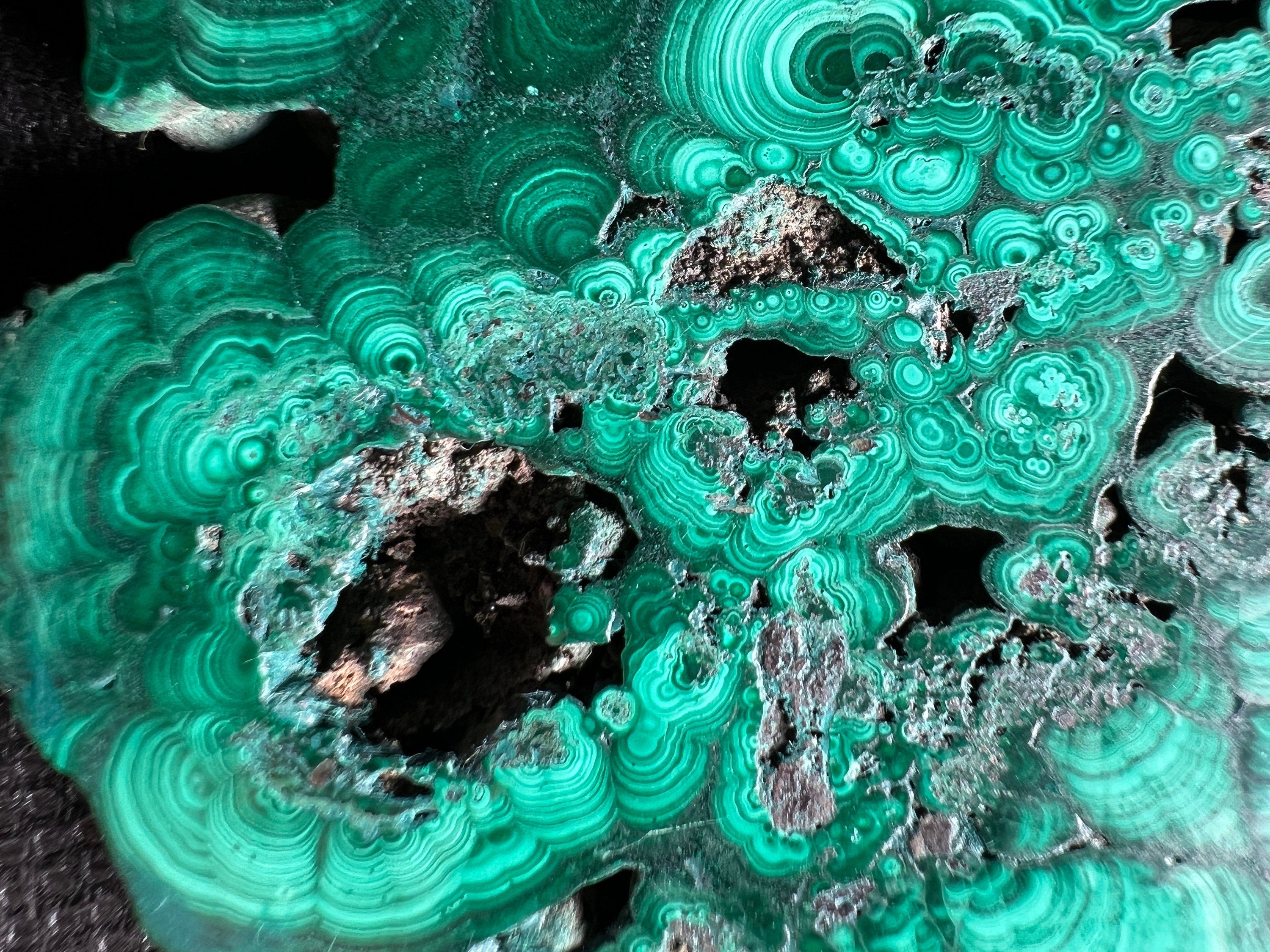 Natural Green Malachite Crystal Slab - Premium Stone for Jewelry Making, Unique Handcrafted Gift & Elegant Home Decor (50431) - Perfect for DIY Crafts, Meditation Spaces & Luxury Interior Design