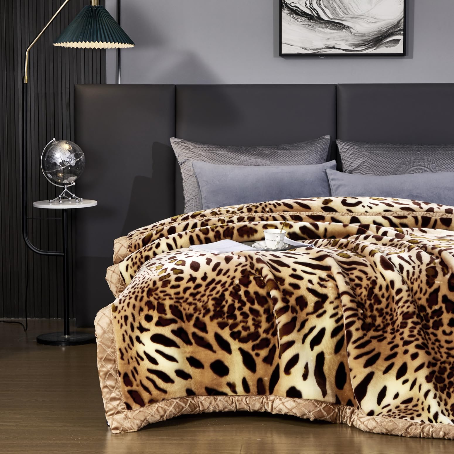 Premium Korean Tiger Blanket - Ultra Soft Mink & Plush Fleece Blanket 79x91 Inches (200x230cm) | Thick & Warm Winter Blanket for Bed, Couch, Sofa | Perfect for Home, Office, Gift Giving & Cold Weather Comfort