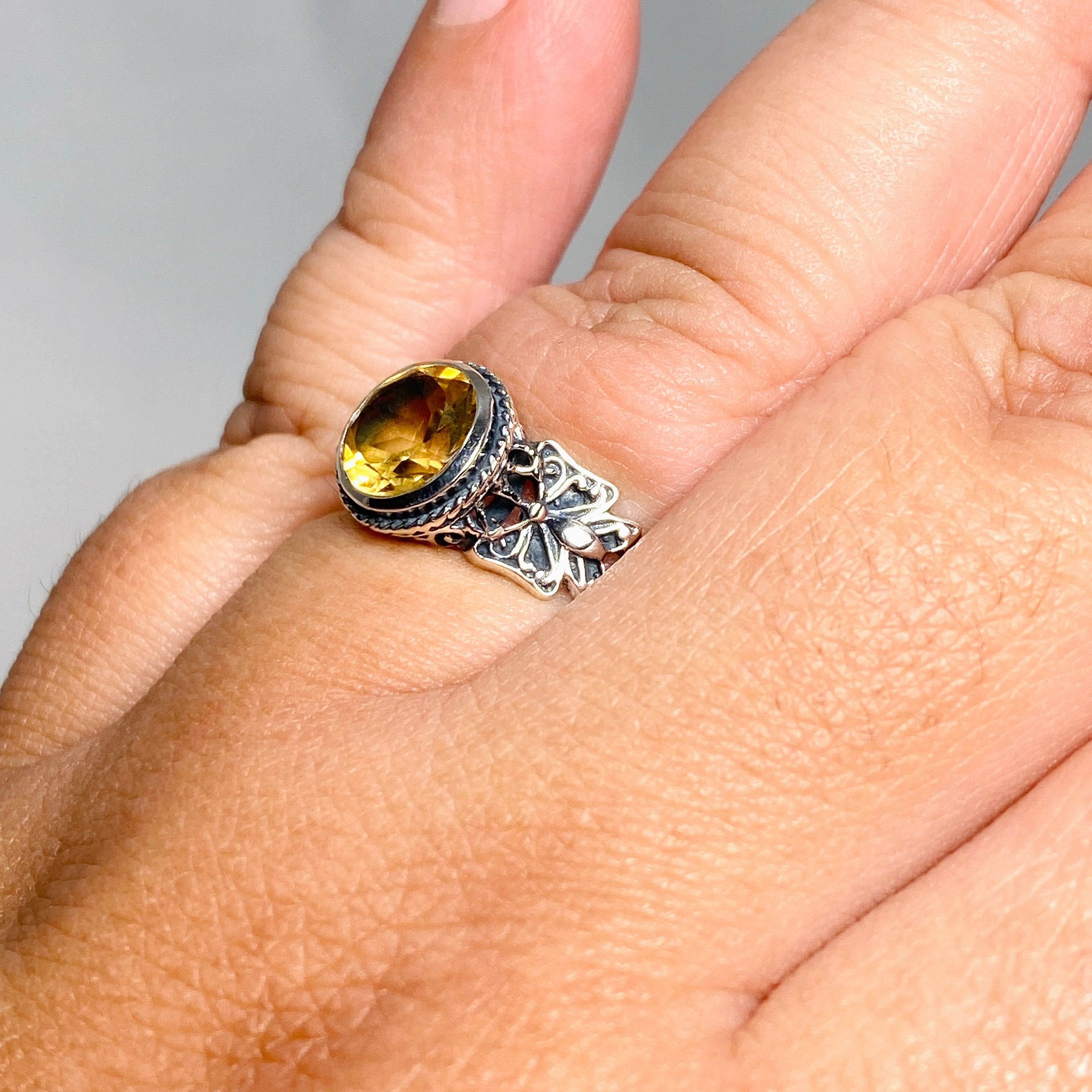 Natural Citrine Gemstone Faceted Round Ring in 925 Sterling Silver - Elegant Jewelry for Women, Perfect for Gifts, Parties & Special Occasions