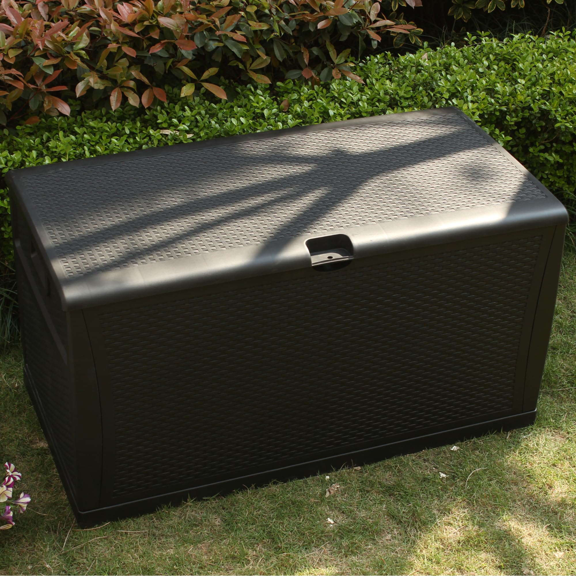 121 Gallon Outdoor Storage Box - Large Lockable Waterproof Deck Box for Patio Cushions, Garden Hoses & Pool Accessories - Durable Resin Rattan Plastic Design - Perfect for Backyard, Deck & Poolside Storage (Black)