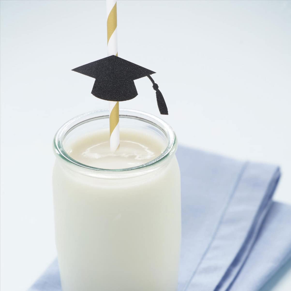 PRETYZOOM 12-Pack Black Graduation Cap Paper Straws - Eco-Friendly Disposable Drinking Straws for Graduation Parties, Cocktails, Cake Decorations & Celebrations