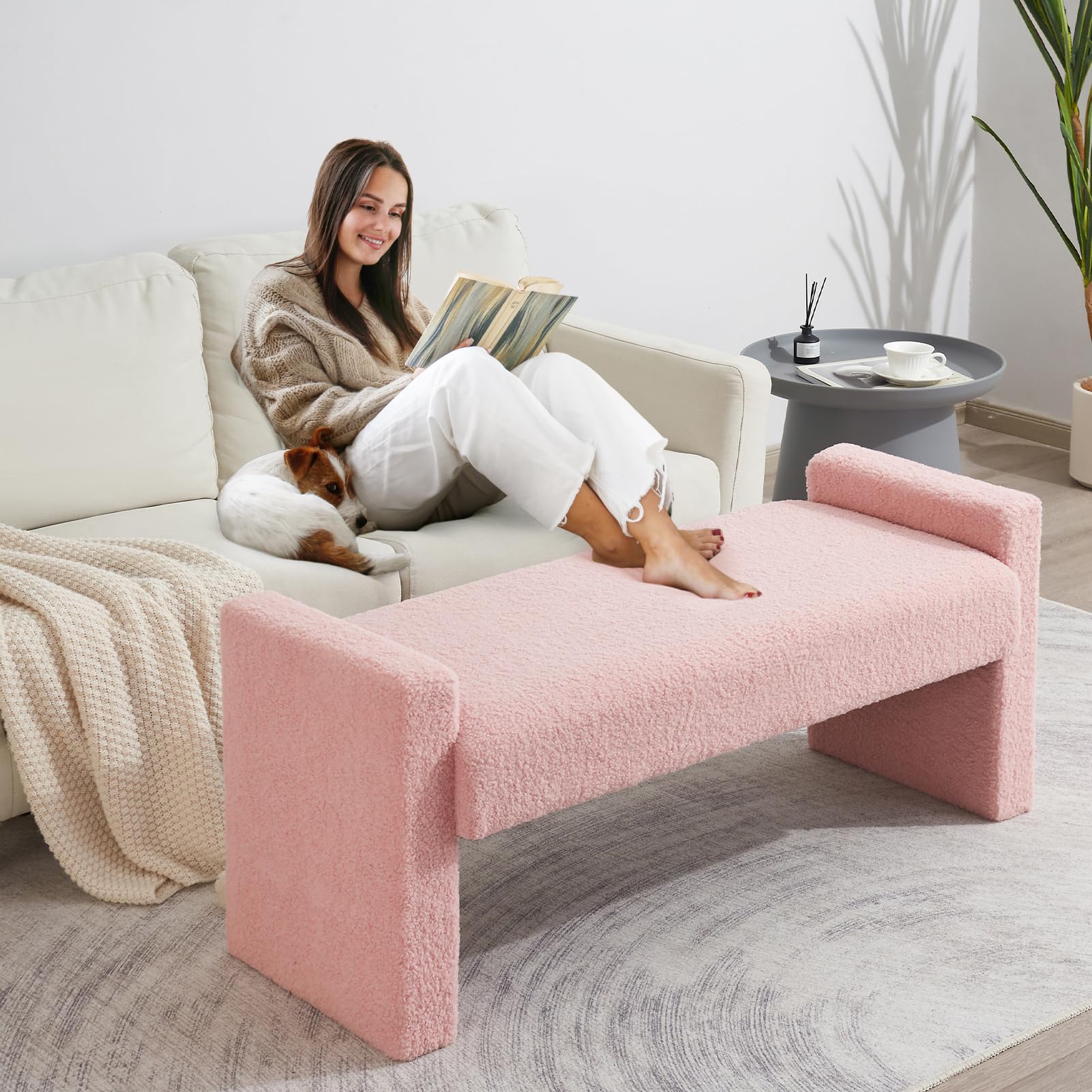 MAXYOYO 47.2 Inch Upholstered Fabric Bed Bench - Modern Pink Bedroom Bench for End of Bed, Foot of Bed, or Entryway Seating