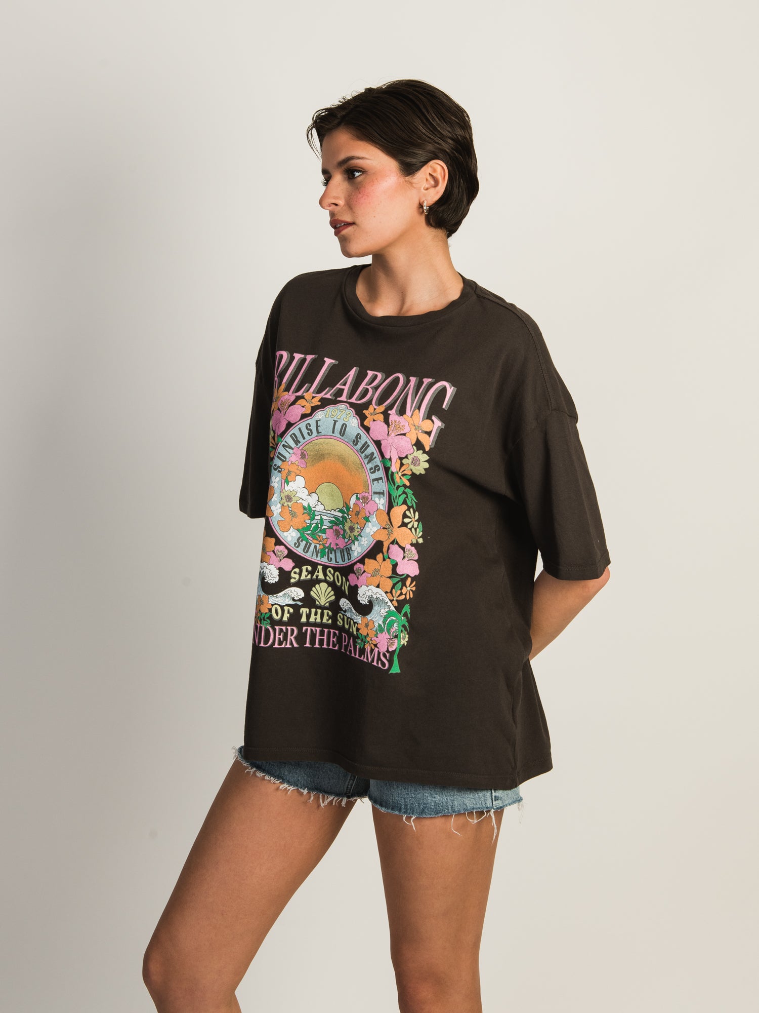 BILLABONG Under The Palms Graphic T-Shirt for Men - Comfortable Cotton Tee for Casual Wear, Beach Outings & Summer Style