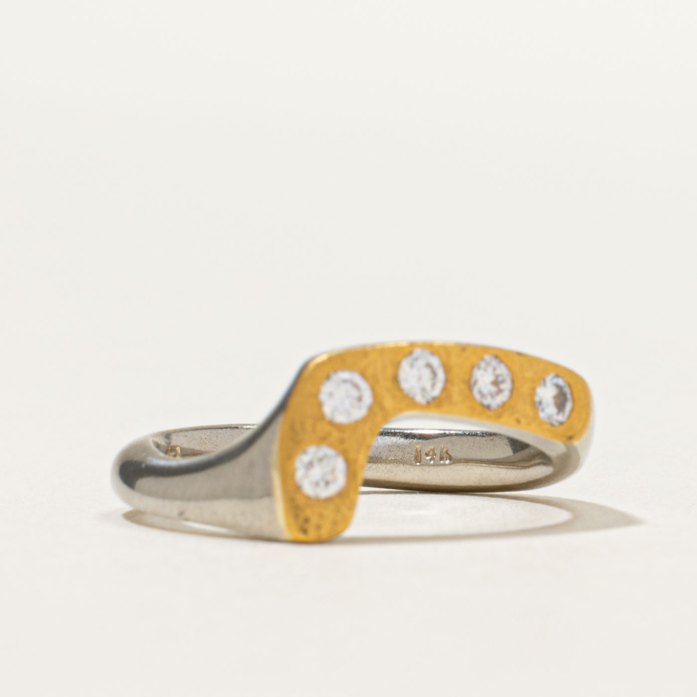 Two Tone Gold Five Stone Diamond Curved Ring - 0.25ctw Diamond Wedding Band, Size 6 - Perfect for Engagement, Anniversary & Special Occasion Jewelry Gift