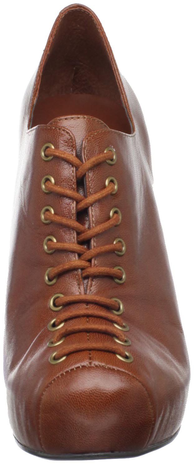 Chinese Laundry Women's Chase After Ankle Boot - Stylish Leather Booties for Fall & Winter, Comfortable Heeled Boots for Casual Outfits & Office Wear